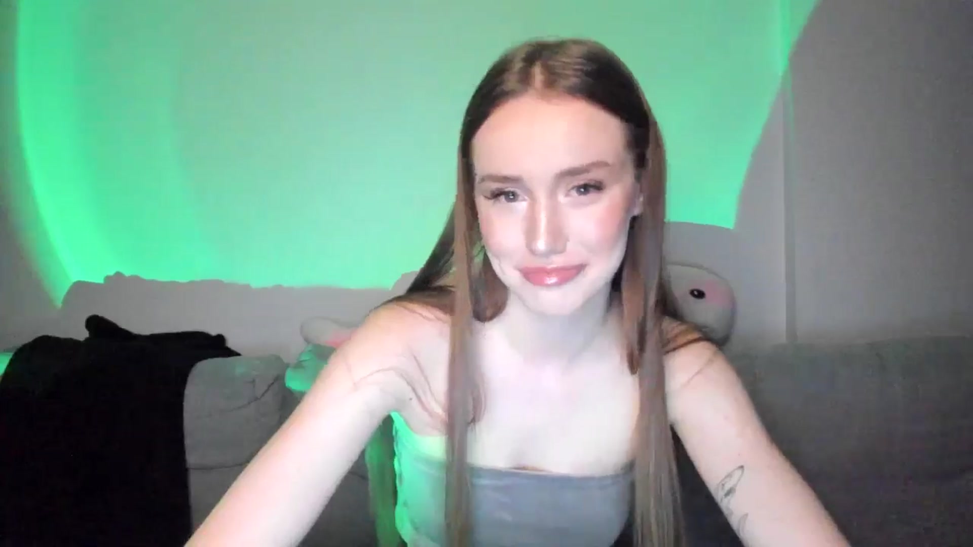 Gallery image thumbnail from IsabellRrose's myfreecams stream on, 01/18/2025, 16:50 image 10 of 20