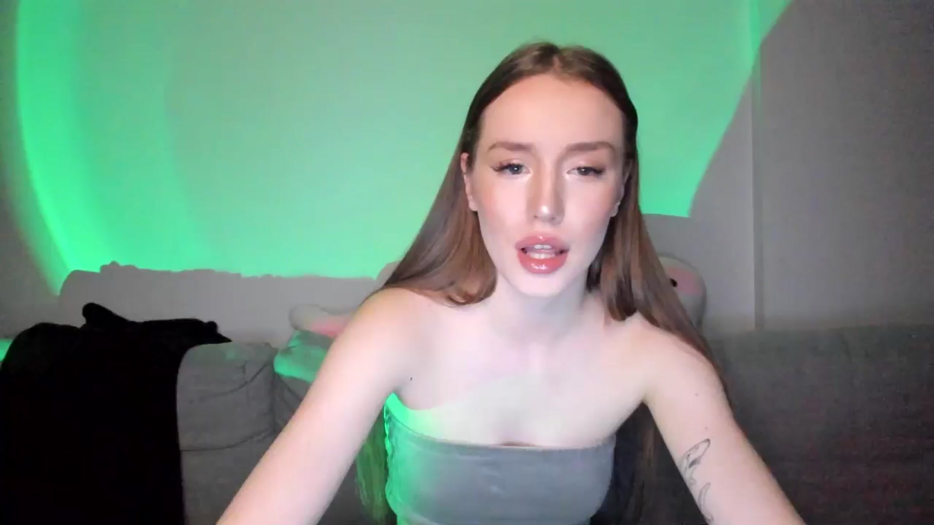 Gallery image thumbnail from IsabellRrose's myfreecams stream on, 01/18/2025, 16:50 image 1 of 20