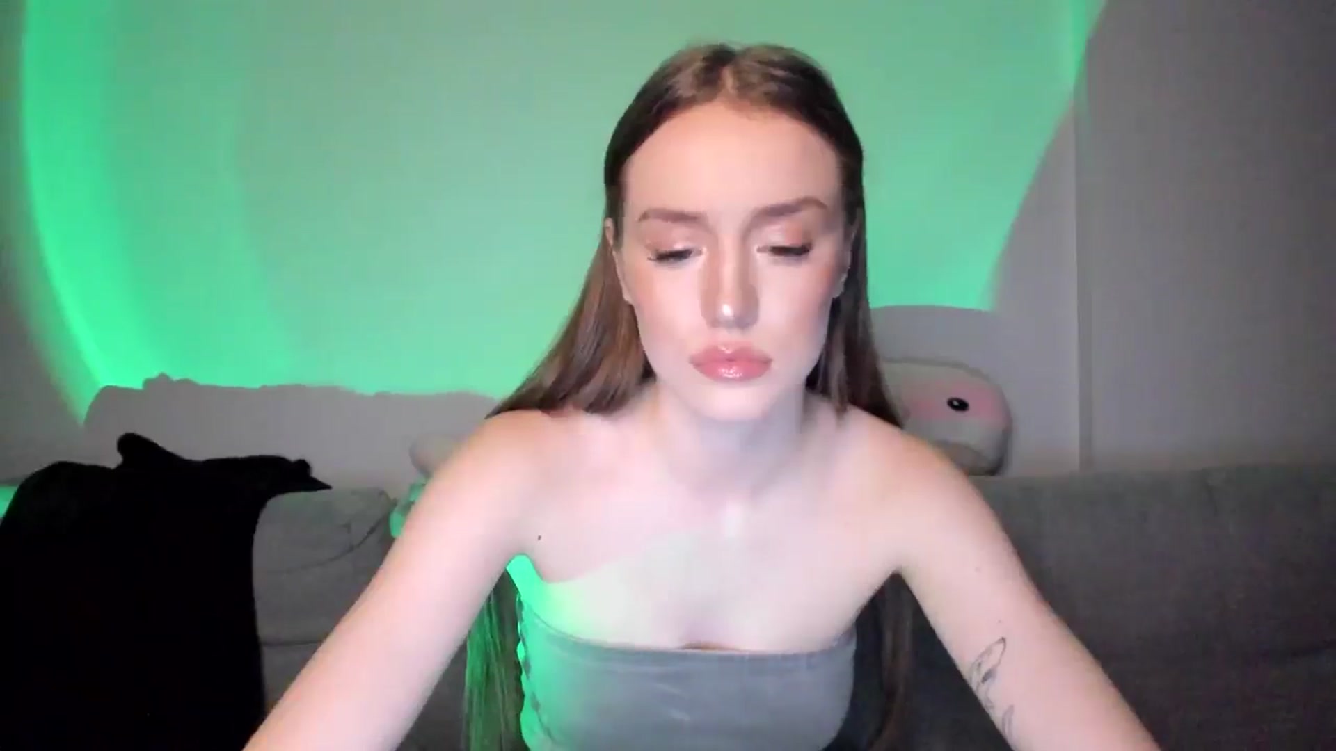 Gallery image thumbnail from IsabellRrose's myfreecams stream on, 01/18/2025, 17:55 image 7 of 20