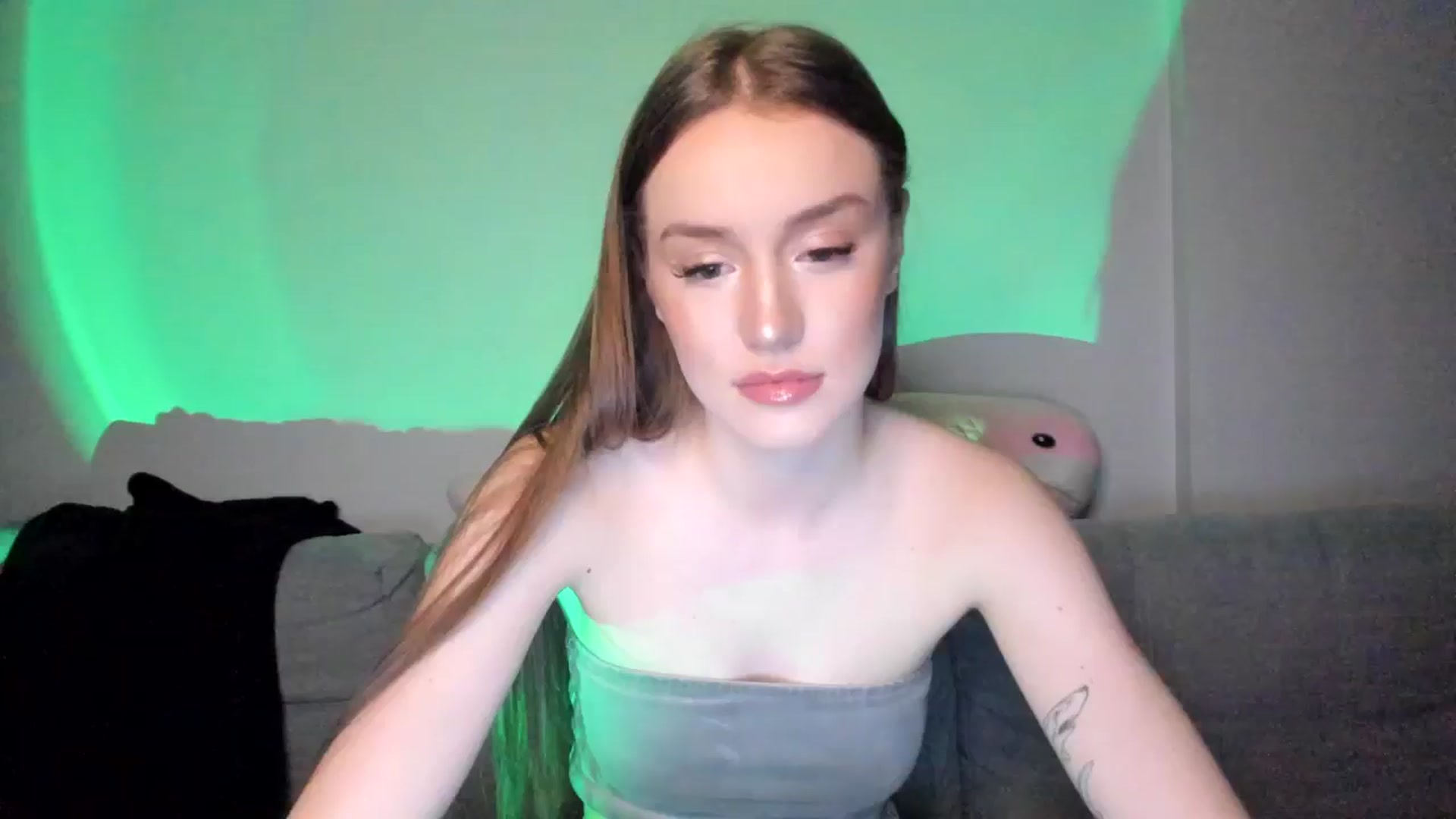 Gallery image thumbnail from IsabellRrose's myfreecams stream on, 01/18/2025, 17:55 image 1 of 20