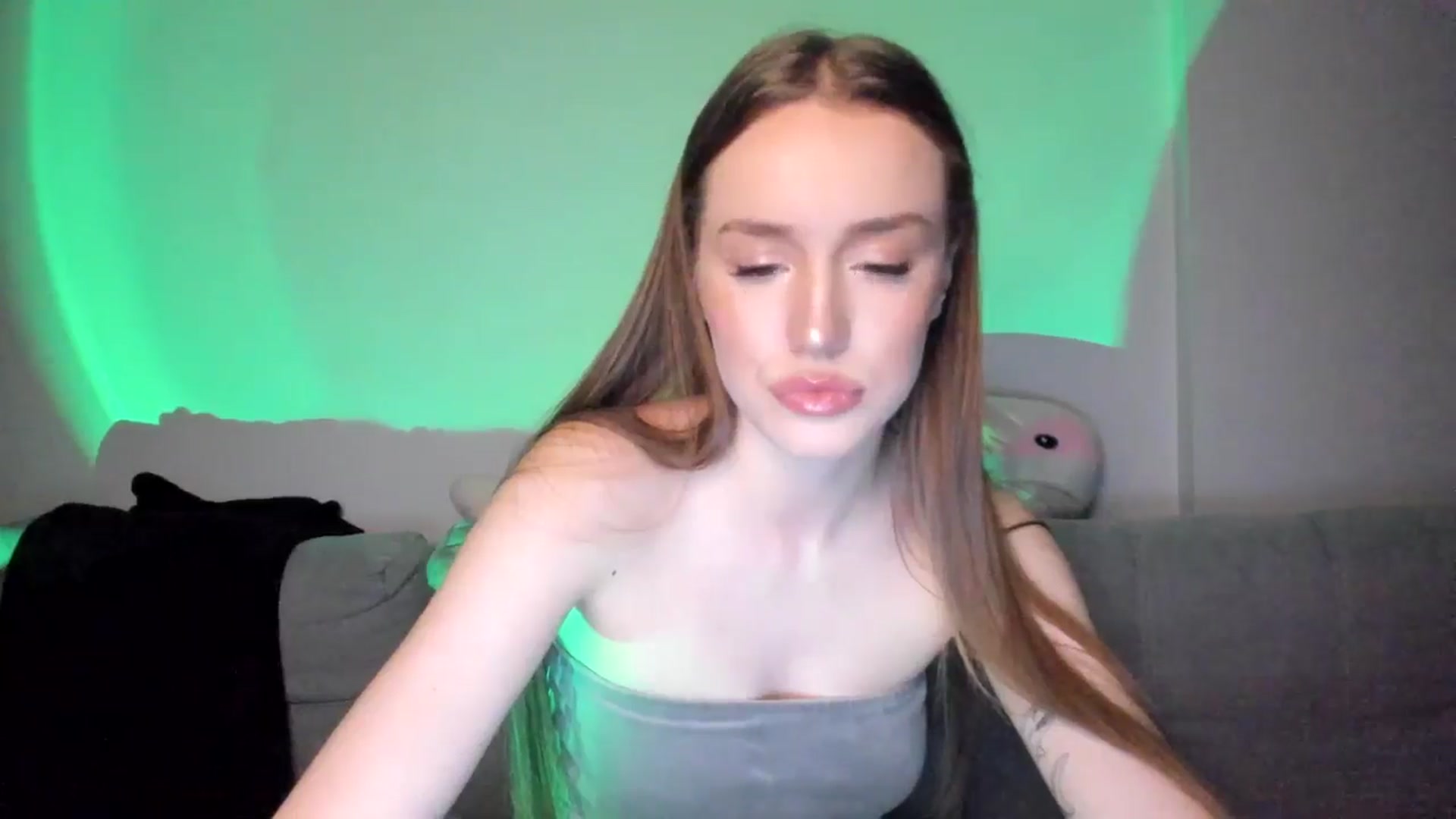 Gallery image thumbnail from IsabellRrose's myfreecams stream on, 01/18/2025, 17:55 image 15 of 20