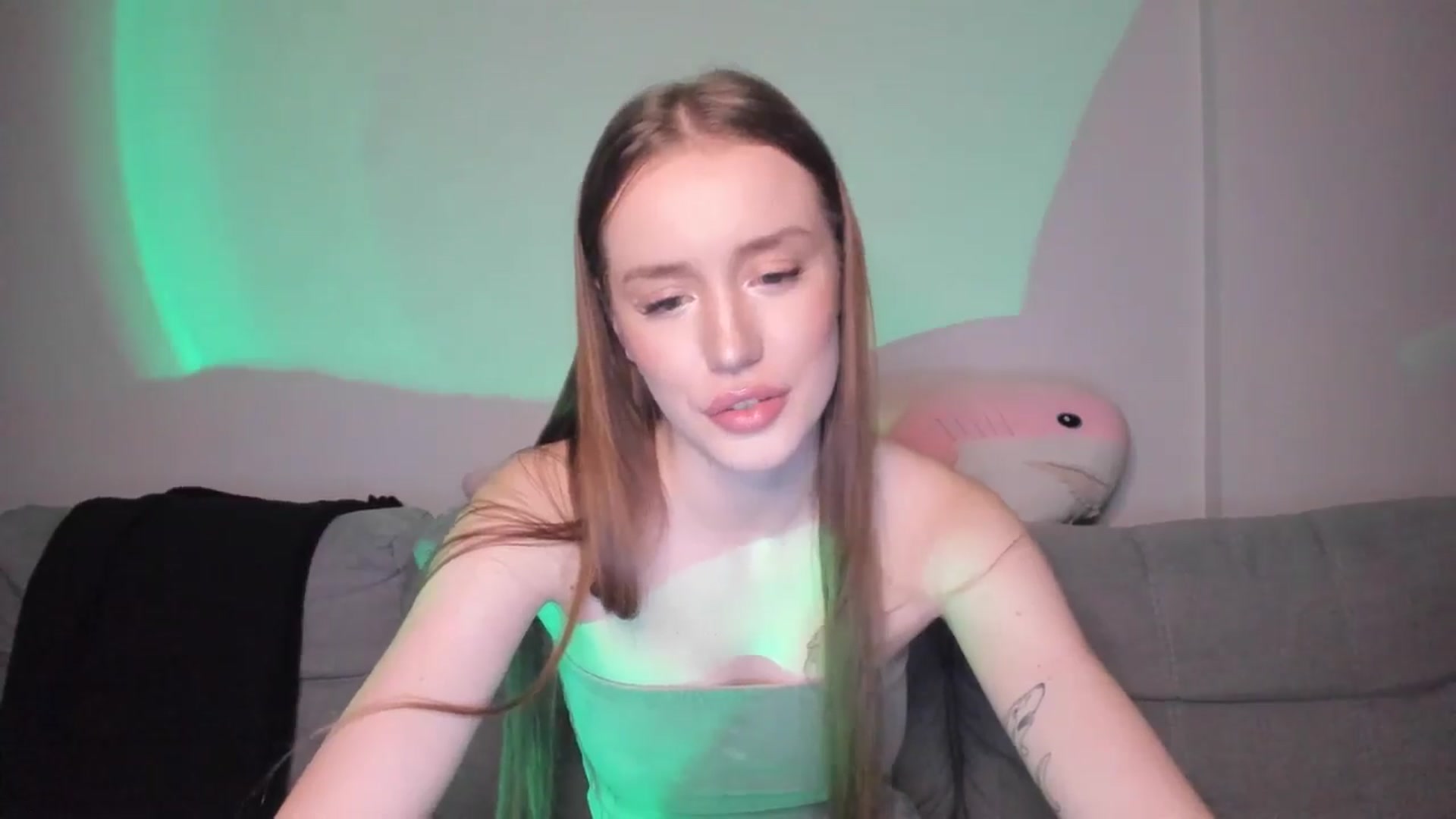 Gallery image thumbnail from IsabellRrose's myfreecams stream on, 01/19/2025, 17:26 image 12 of 20