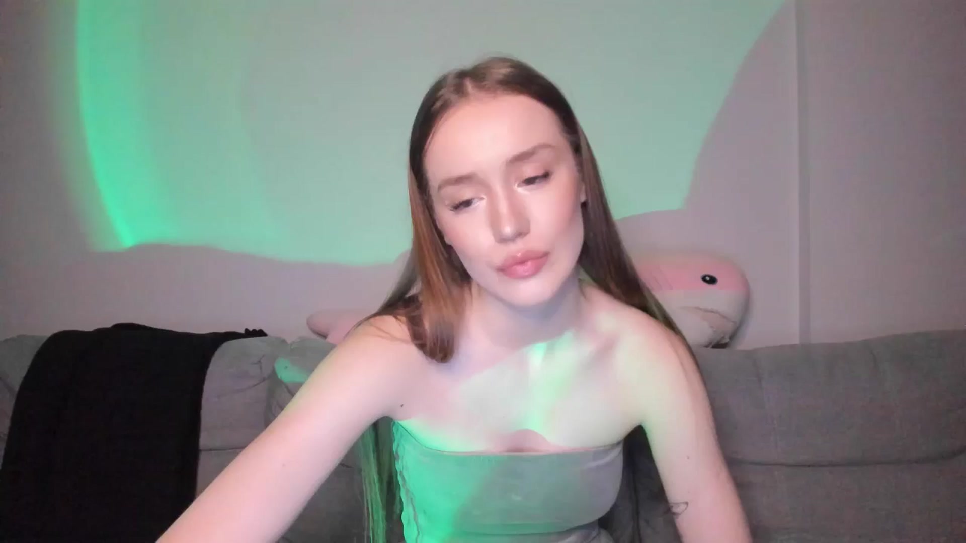 Gallery image thumbnail from IsabellRrose's myfreecams stream on, 01/19/2025, 17:26 image 9 of 20