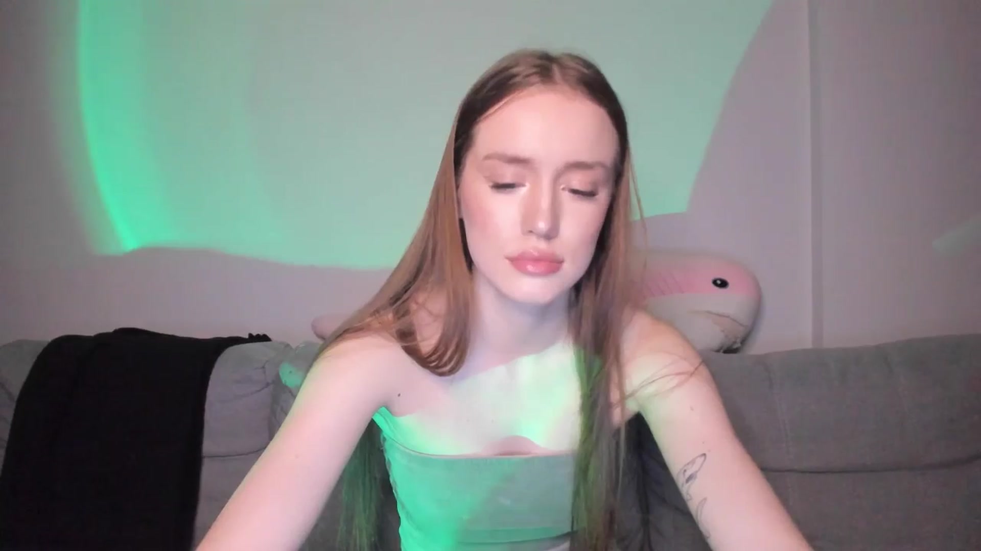 Gallery image thumbnail from IsabellRrose's myfreecams stream on, 01/19/2025, 17:26 image 11 of 20