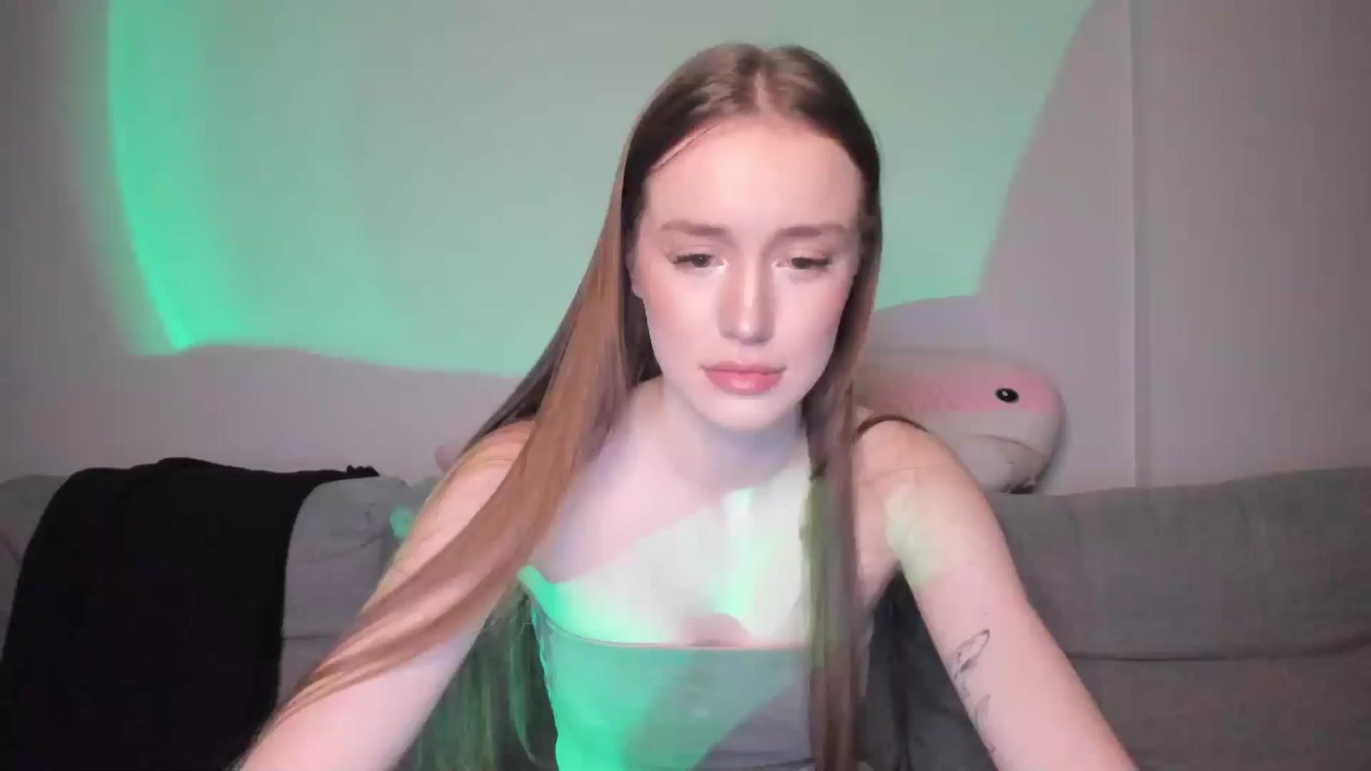 Gallery image thumbnail from IsabellRrose's myfreecams stream on, 01/19/2025, 18:09 image 5 of 20