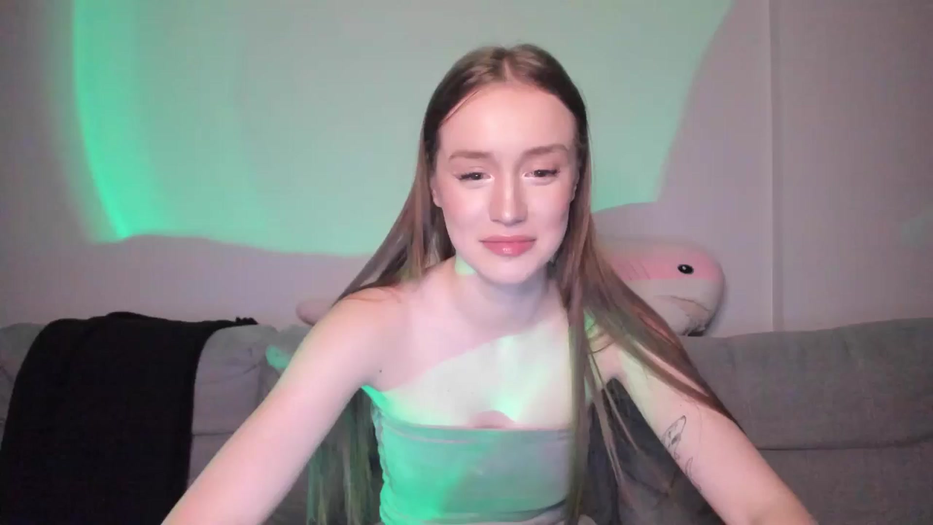 Gallery image thumbnail from IsabellRrose's myfreecams stream on, 01/19/2025, 18:09 image 2 of 20