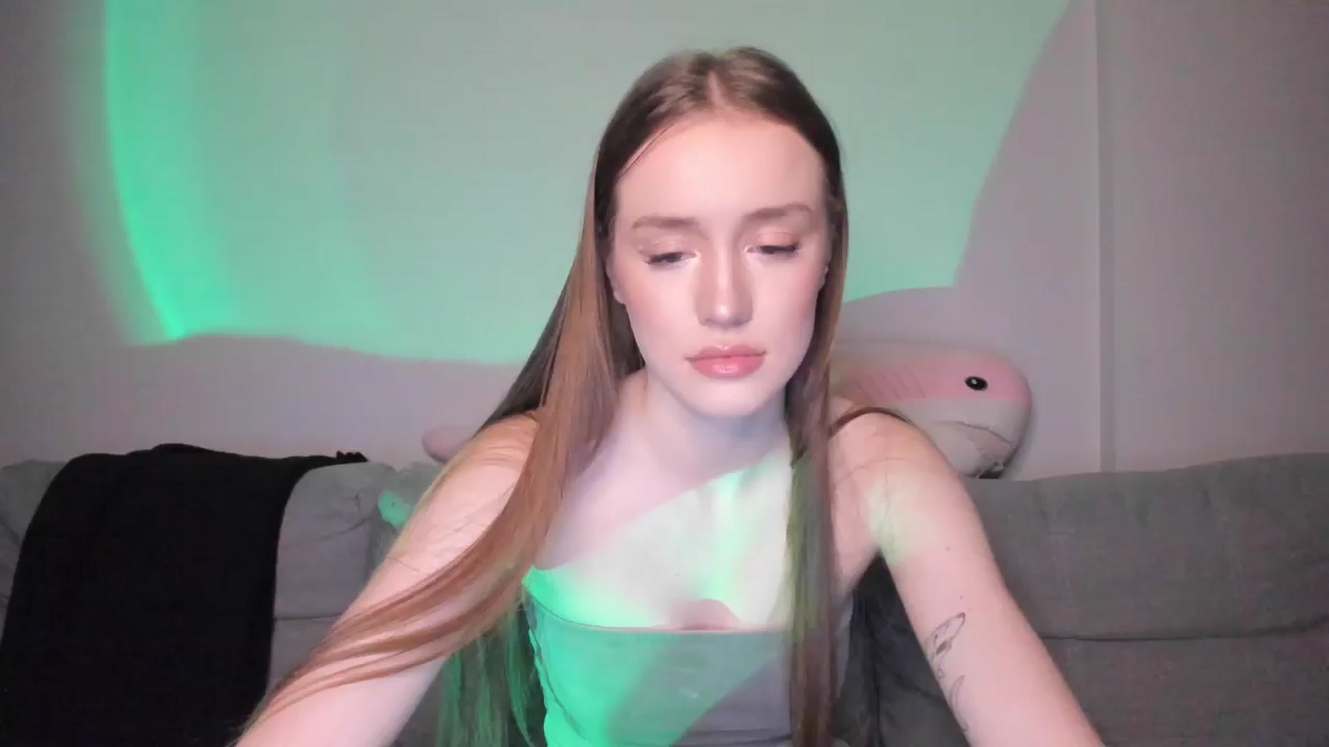 Gallery image thumbnail from IsabellRrose's myfreecams stream on, 01/19/2025, 18:09 image 6 of 20