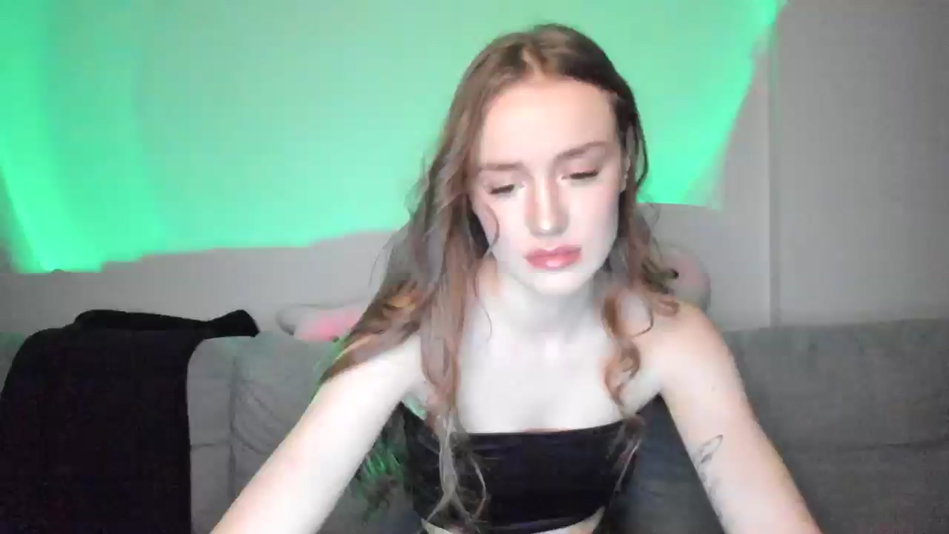 Gallery image thumbnail from IsabellRrose's myfreecams stream on, 01/21/2025, 16:45 image 10 of 20