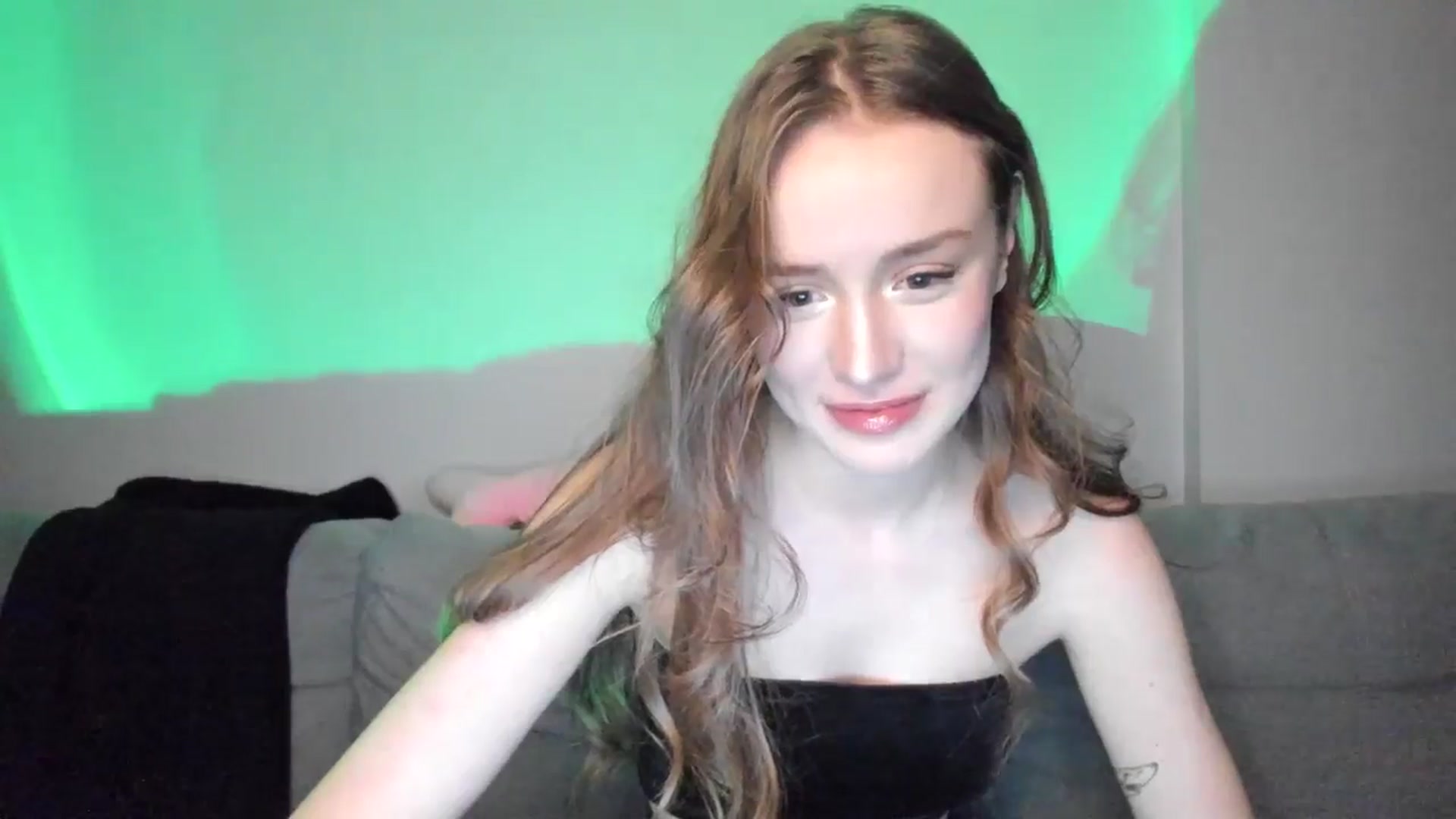 Gallery image thumbnail from IsabellRrose's myfreecams stream on, 01/21/2025, 16:45 image 13 of 20