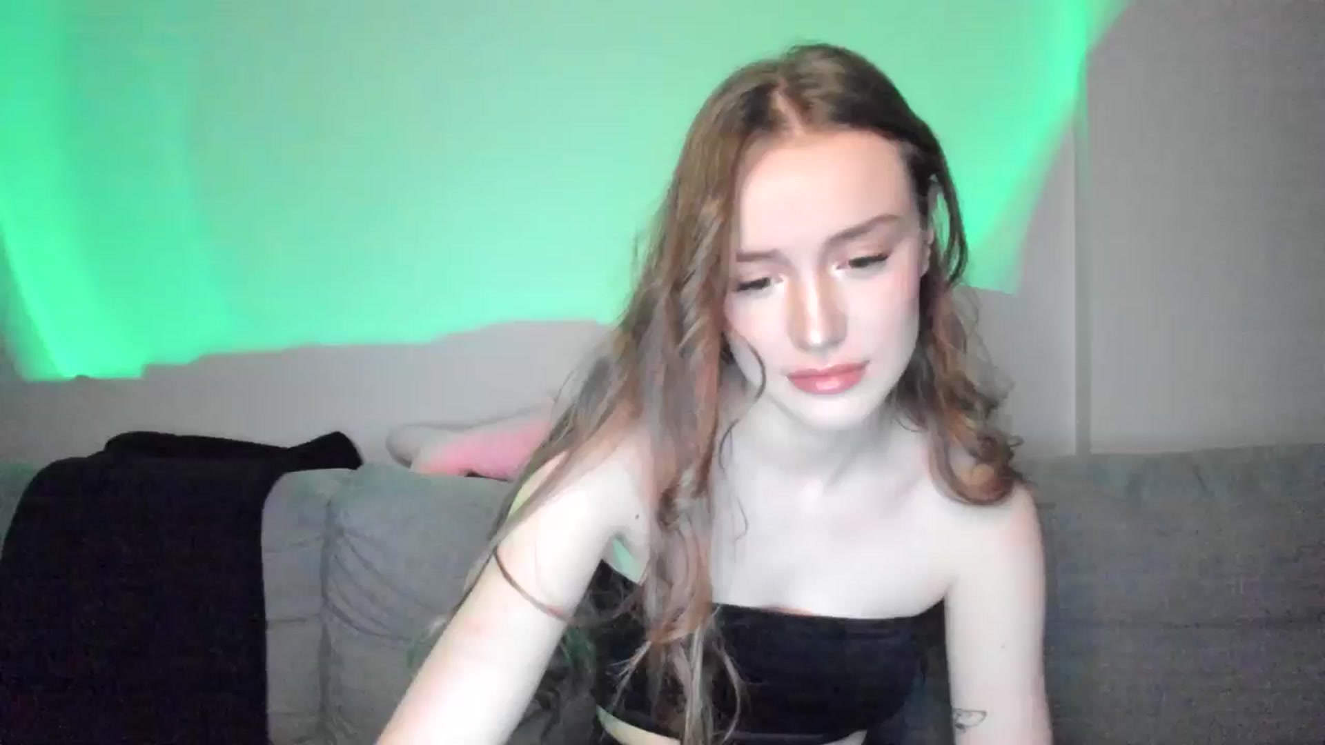 Gallery image thumbnail from IsabellRrose's myfreecams stream on, 01/21/2025, 16:45 image 12 of 20