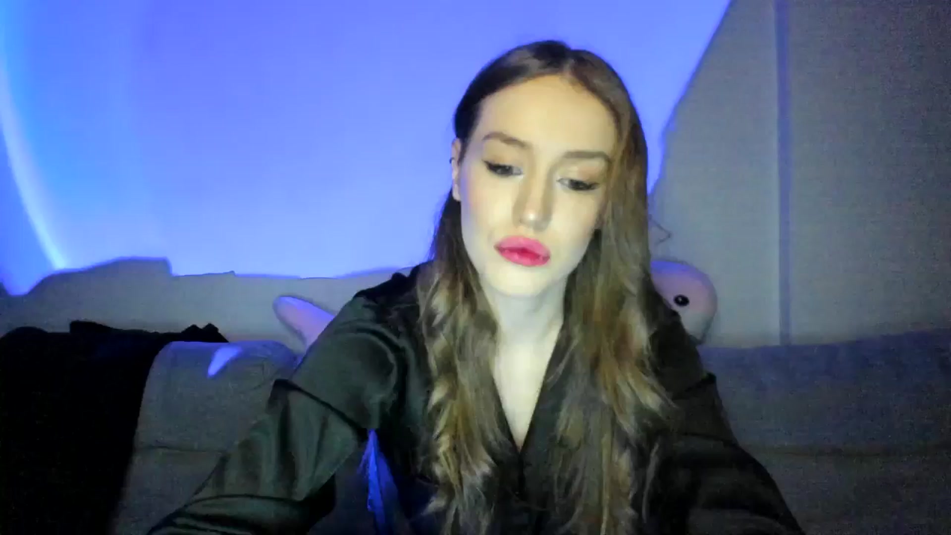 Gallery image thumbnail from IsabellRrose's myfreecams stream on, 01/23/2025, 17:09 image 14 of 20