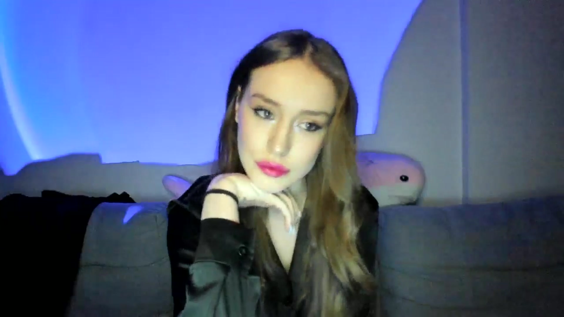 Gallery image thumbnail from IsabellRrose's myfreecams stream on, 01/23/2025, 17:09 image 8 of 20