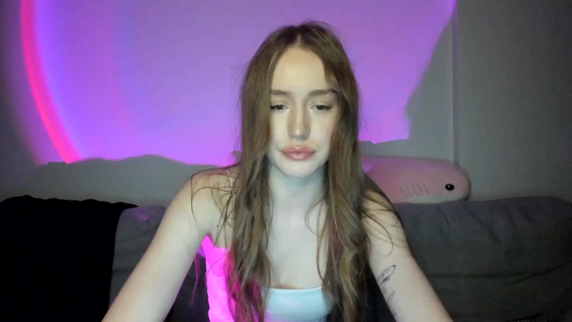 Gallery image thumbnail from IsabellRrose's myfreecams stream on, 01/30/2025, 17:42 image 14 of 20