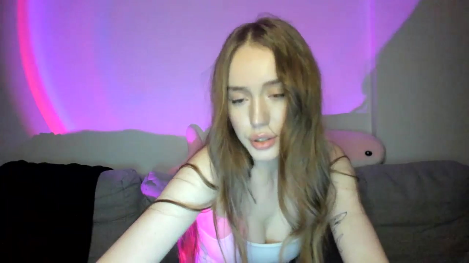 Gallery image thumbnail from IsabellRrose's myfreecams stream on, 01/30/2025, 19:07 image 19 of 20