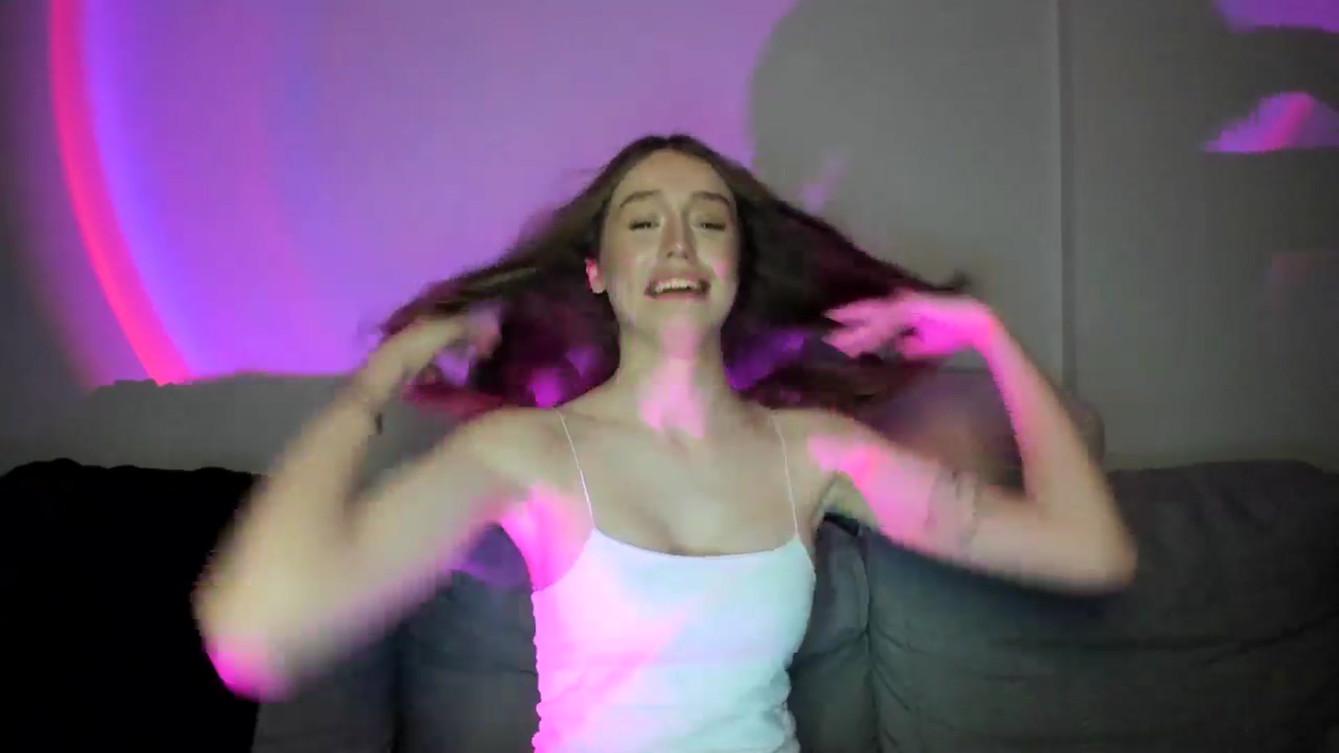 Gallery image thumbnail from IsabellRrose's myfreecams stream on, 01/30/2025, 19:07 image 16 of 20