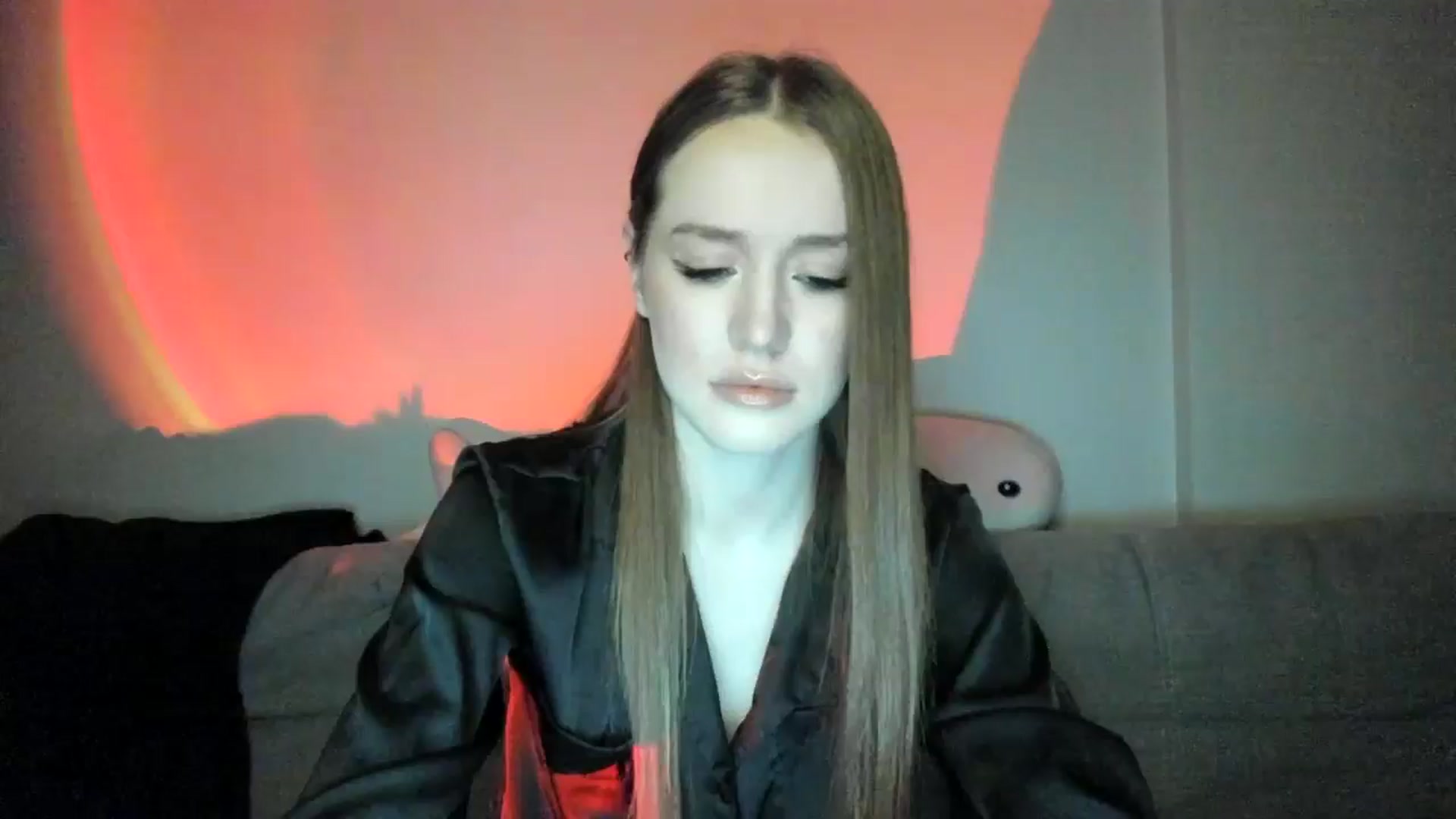 Gallery image thumbnail from IsabellRrose's myfreecams stream on, 02/01/2025, 18:32 image 5 of 20