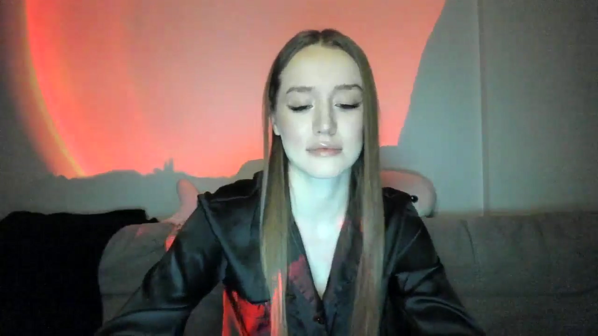 Gallery image thumbnail from IsabellRrose's myfreecams stream on, 02/01/2025, 18:32 image 9 of 20