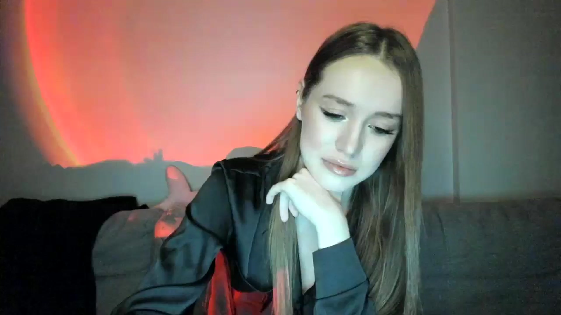 Gallery image thumbnail from IsabellRrose's myfreecams stream on, 02/01/2025, 18:32 image 4 of 20