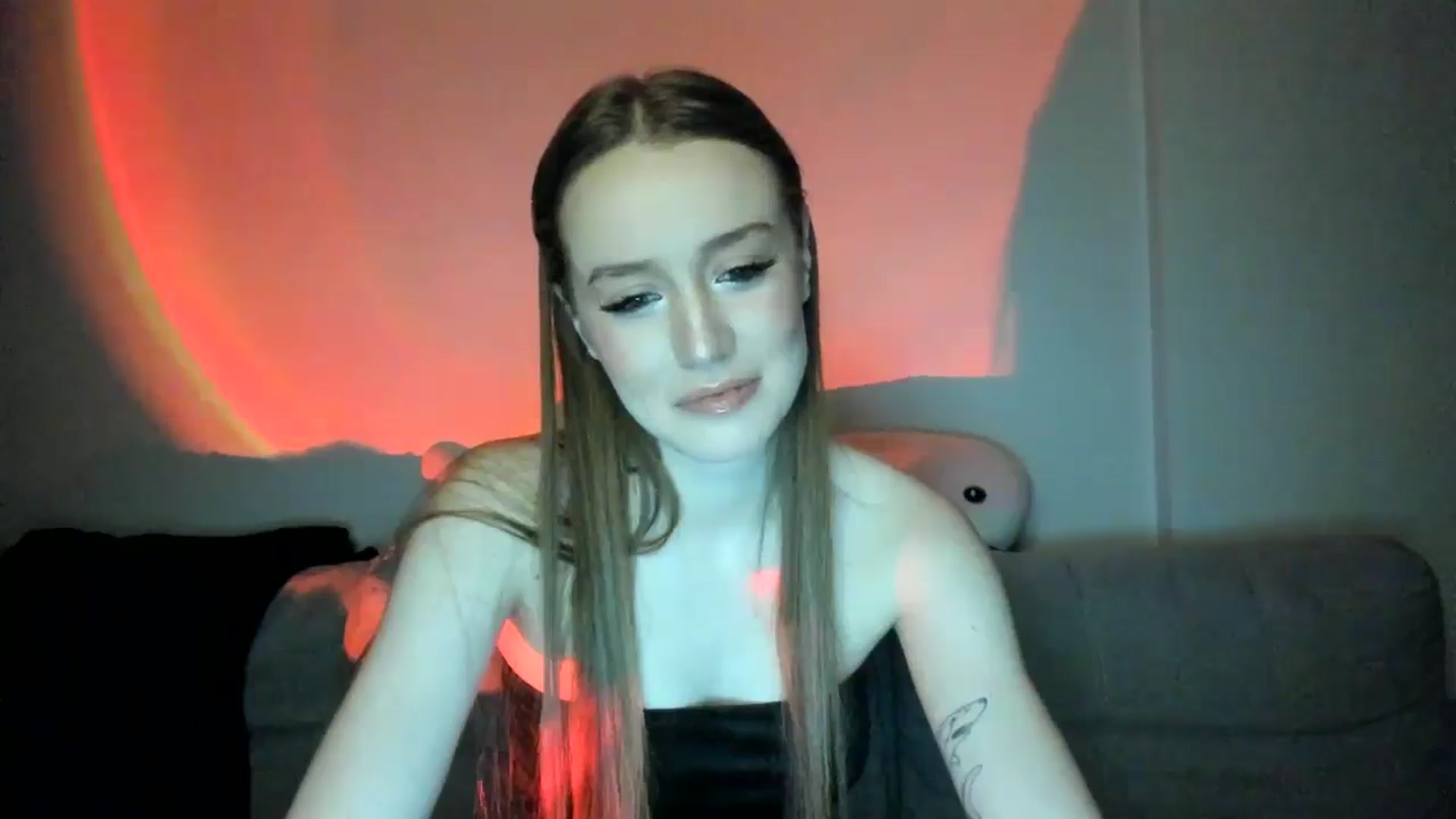 Gallery image thumbnail from IsabellRrose's myfreecams stream on, 02/02/2025, 17:16 image 20 of 20