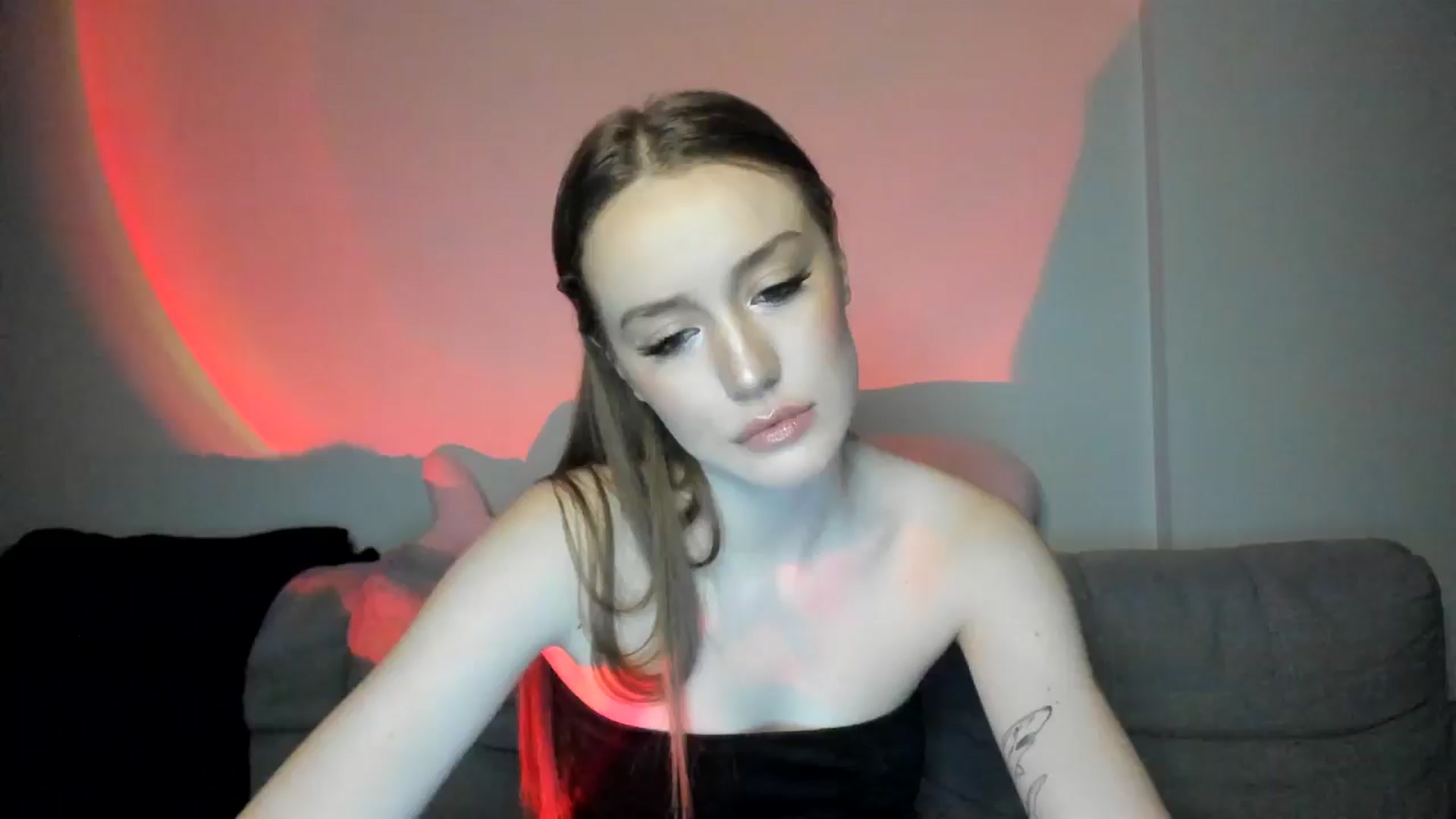 Gallery image thumbnail from IsabellRrose's myfreecams stream on, 02/02/2025, 17:16 image 8 of 20