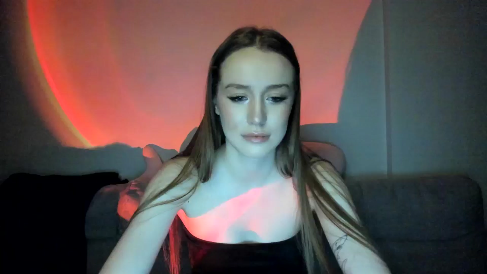 Gallery image thumbnail from IsabellRrose's myfreecams stream on, 02/02/2025, 19:04 image 11 of 20