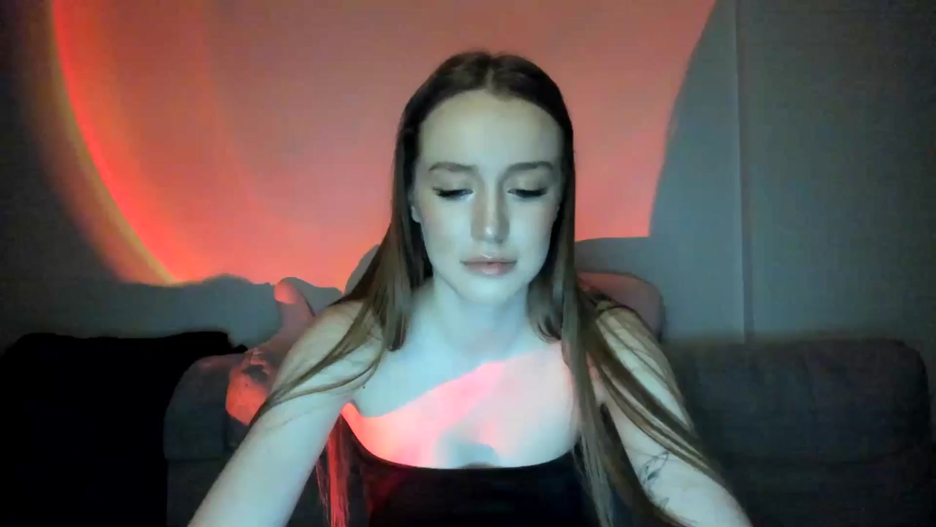 Gallery image thumbnail from IsabellRrose's myfreecams stream on, 02/02/2025, 19:04 image 10 of 20