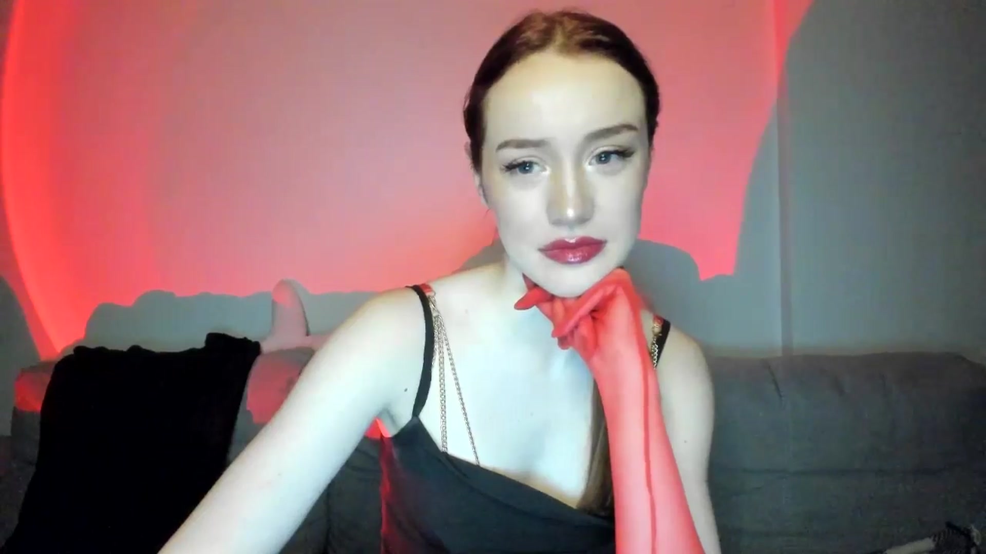 Gallery image thumbnail from IsabellRrose's myfreecams stream on, 02/07/2025, 17:15 image 6 of 20