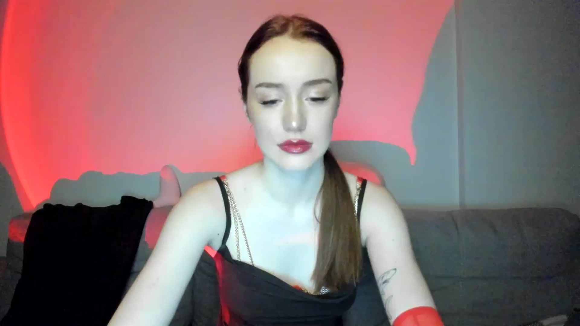 Gallery image thumbnail from IsabellRrose's myfreecams stream on, 02/07/2025, 17:15 image 1 of 20