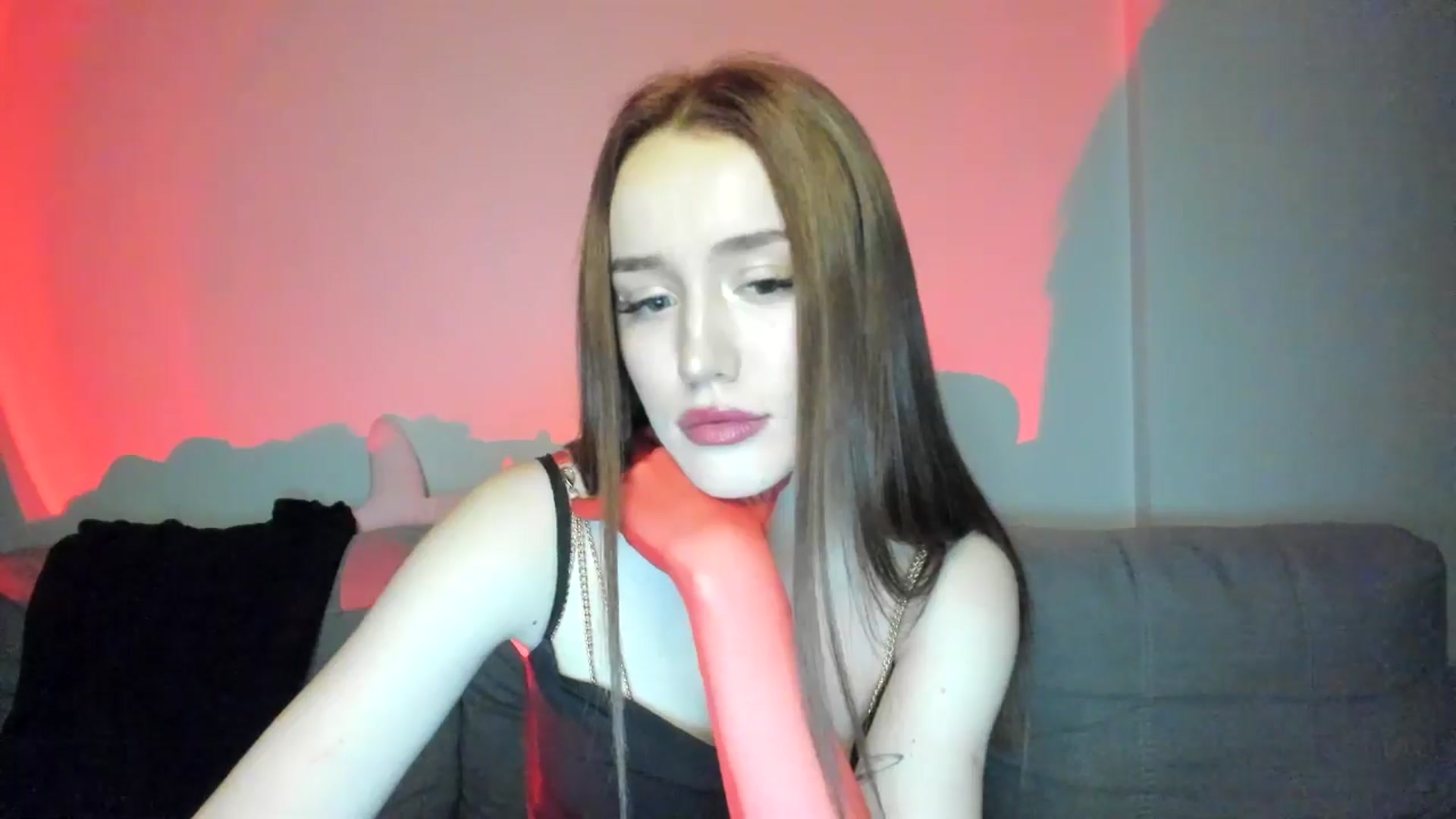 Gallery image thumbnail from IsabellRrose's myfreecams stream on, 02/07/2025, 18:45 image 12 of 20