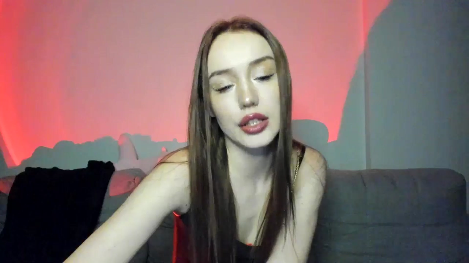 Gallery image thumbnail from IsabellRrose's myfreecams stream on, 02/07/2025, 18:45 image 15 of 20