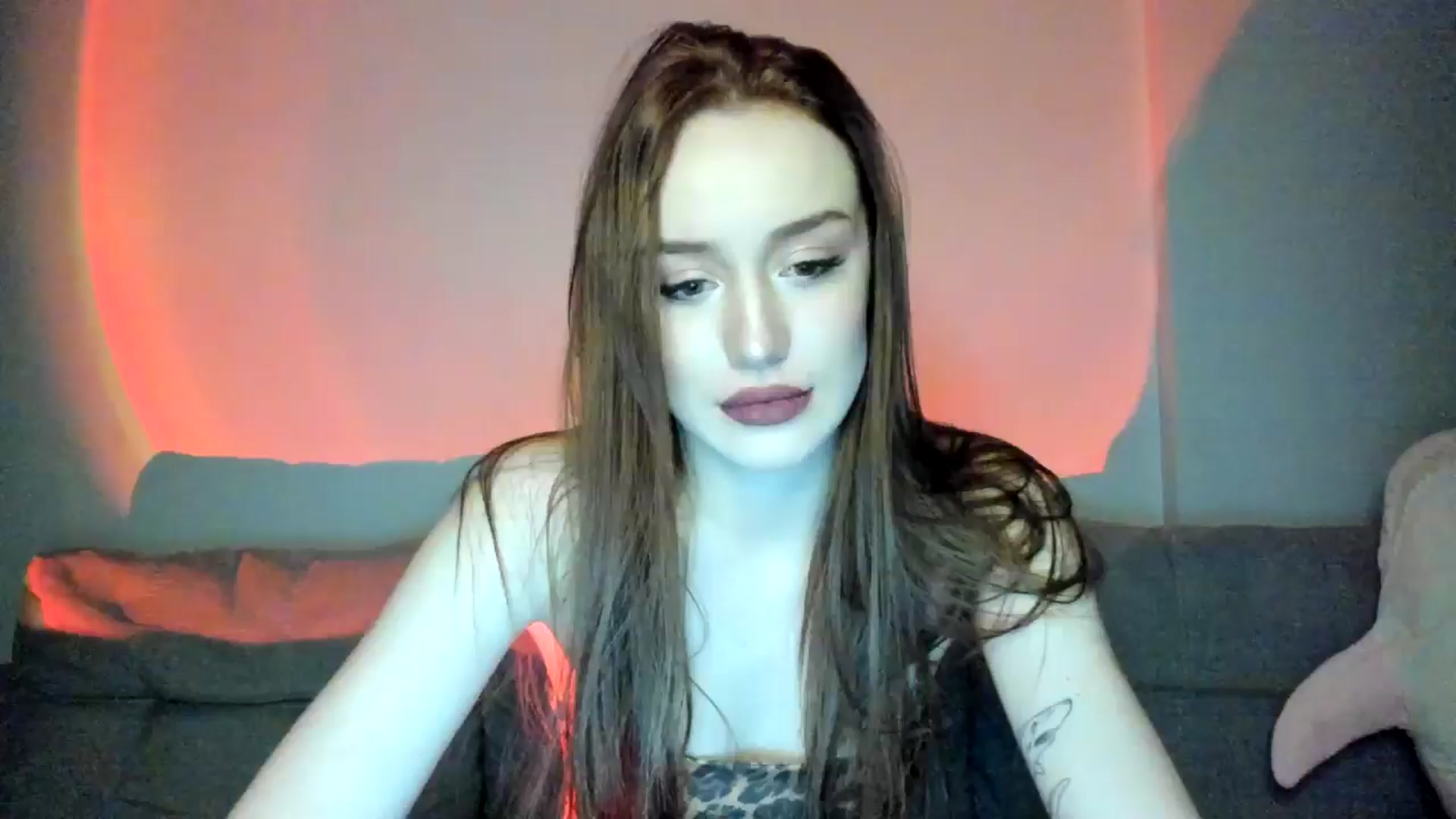 Gallery image thumbnail from IsabellRrose's myfreecams stream on, 02/08/2025, 17:38 image 13 of 20