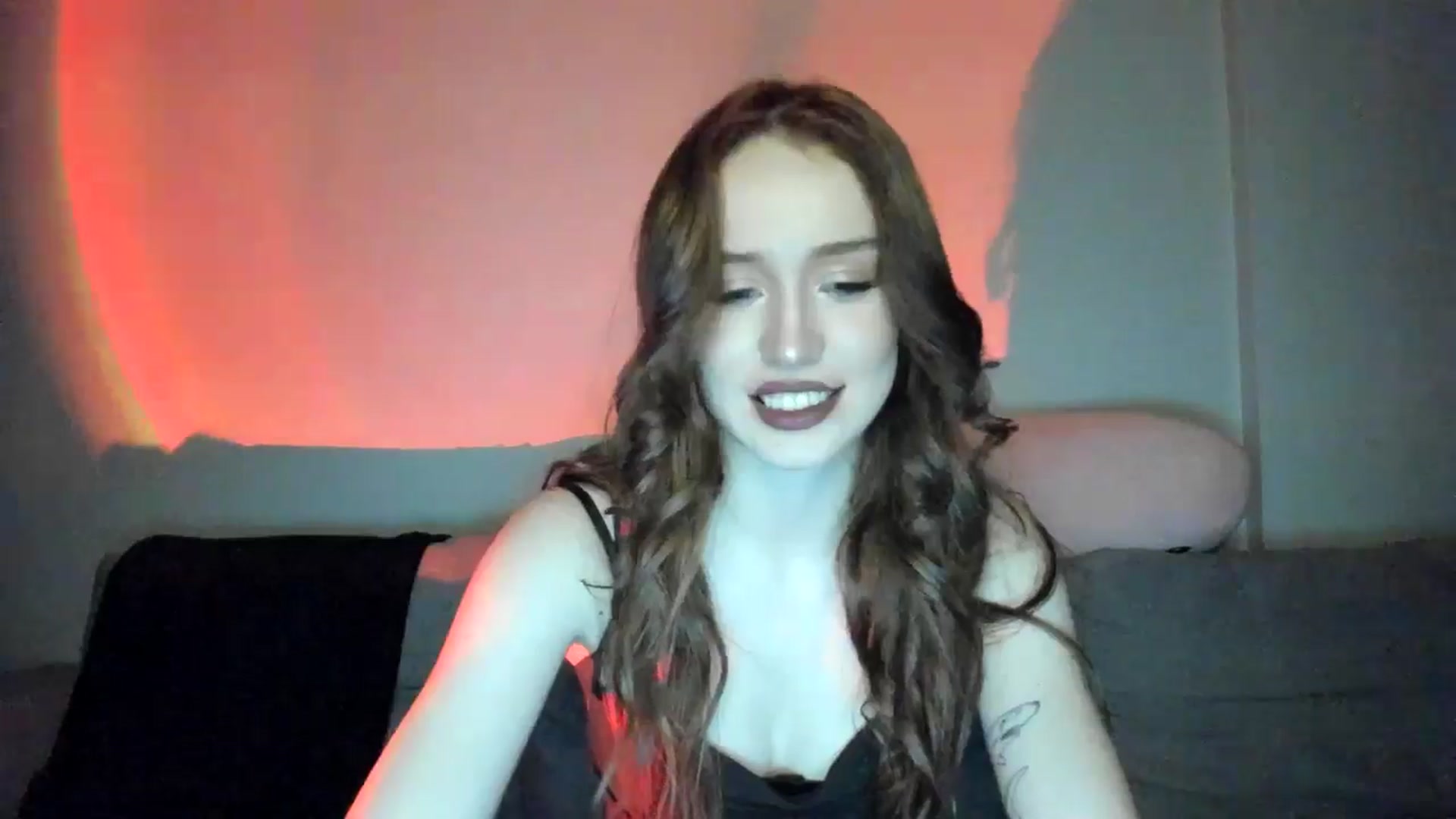 Gallery image thumbnail from IsabellRrose's myfreecams stream on, 02/14/2025, 17:34 image 10 of 20