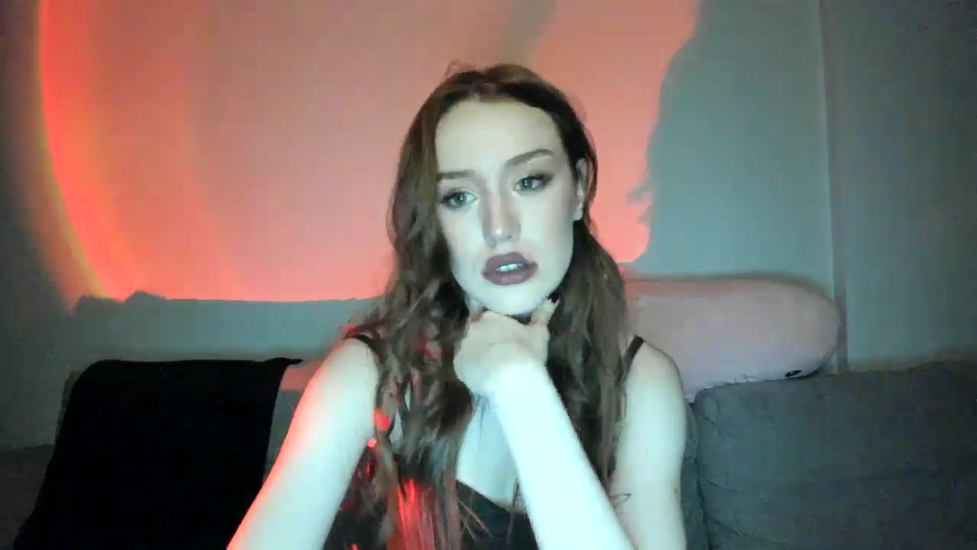 Gallery image thumbnail from IsabellRrose's myfreecams stream on, 02/14/2025, 18:00 image 2 of 20