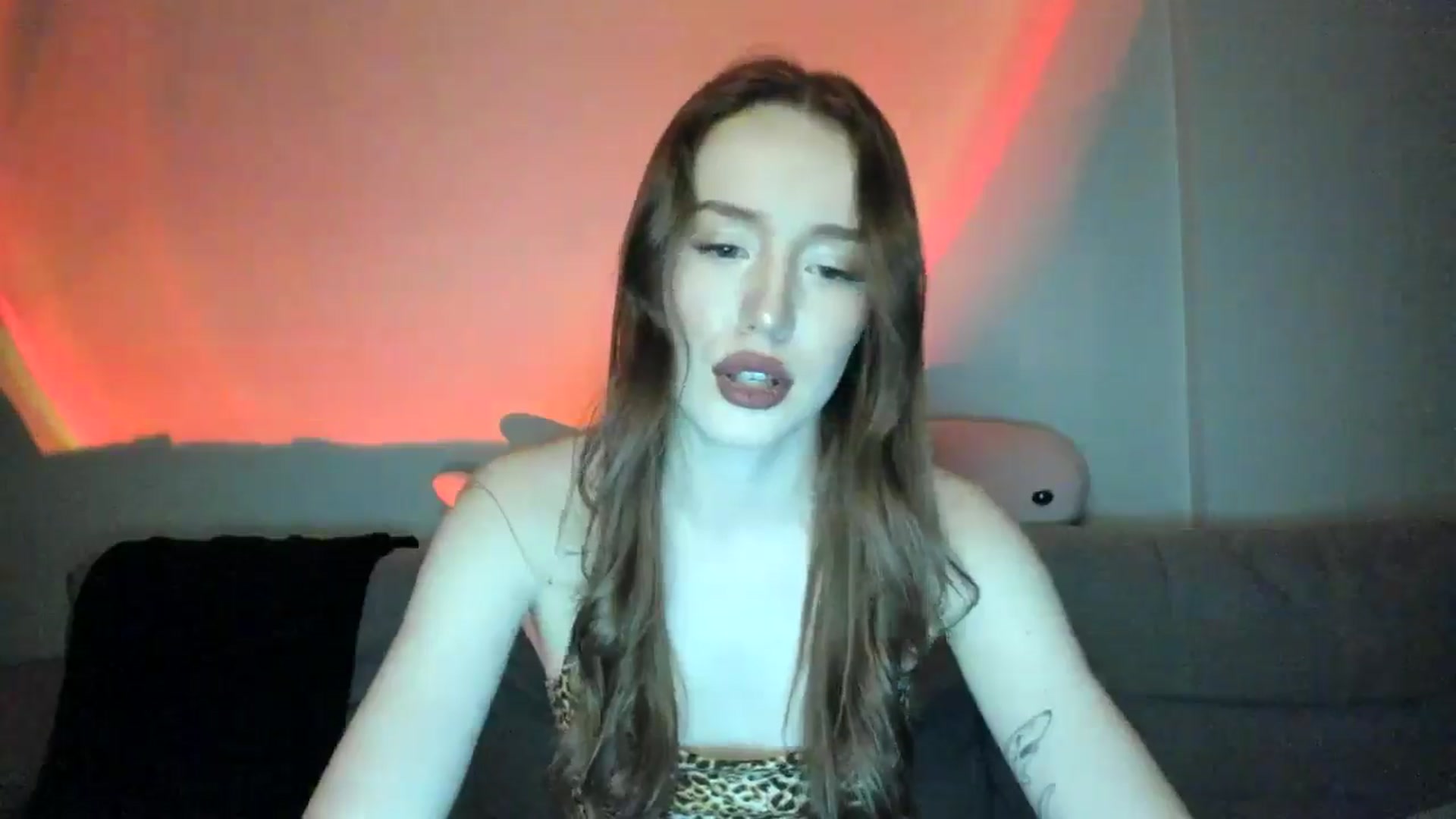 Gallery image thumbnail from IsabellRrose's myfreecams stream on, 02/21/2025, 17:59 image 8 of 20