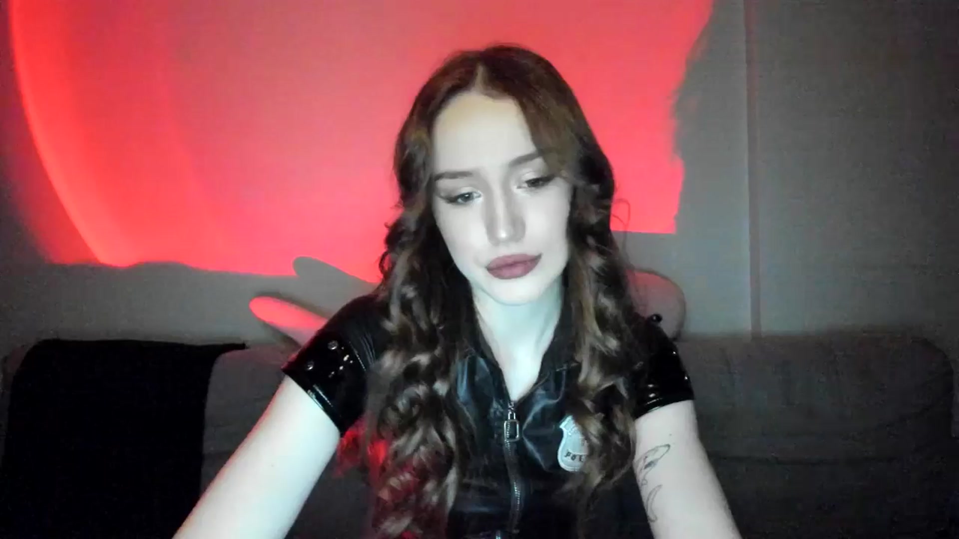 Gallery image thumbnail from IsabellRrose's myfreecams stream on, 02/22/2025, 17:16 image 9 of 20