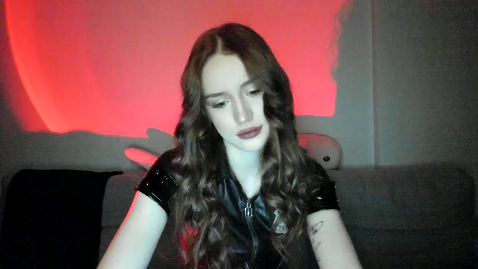 Gallery image thumbnail from IsabellRrose's myfreecams stream on, 02/22/2025, 18:18 image 7 of 20