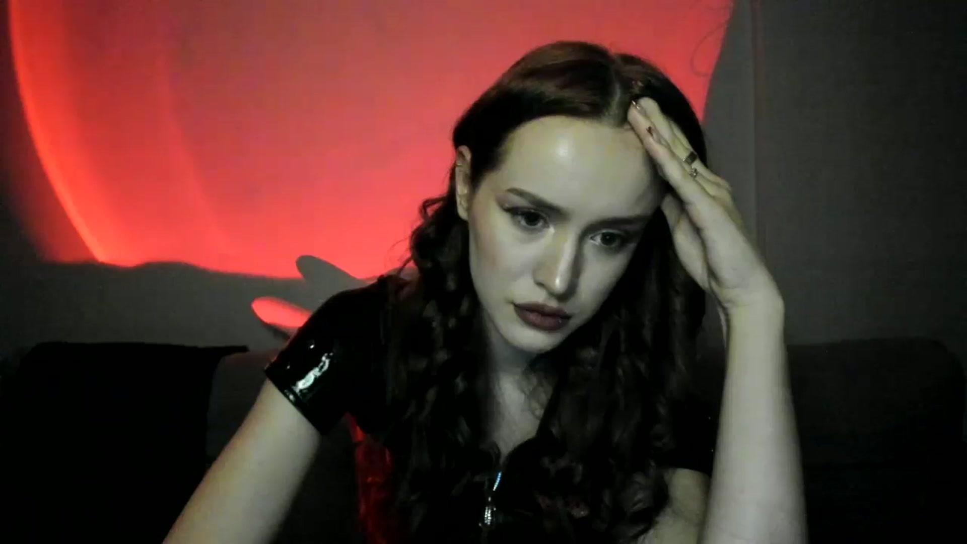 Gallery image thumbnail from IsabellRrose's myfreecams stream on, 02/22/2025, 19:08 image 7 of 20