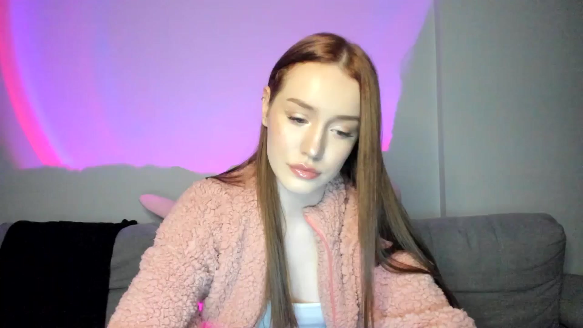 Gallery image thumbnail from IsabellRrose's myfreecams stream on, 02/23/2025, 17:22 image 4 of 20