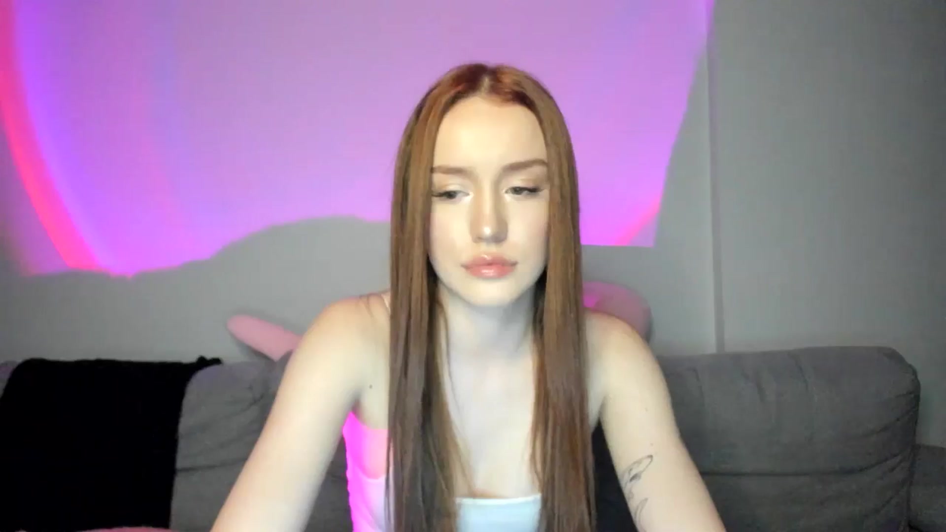 Gallery image thumbnail from IsabellRrose's myfreecams stream on, 02/23/2025, 17:37 image 11 of 20