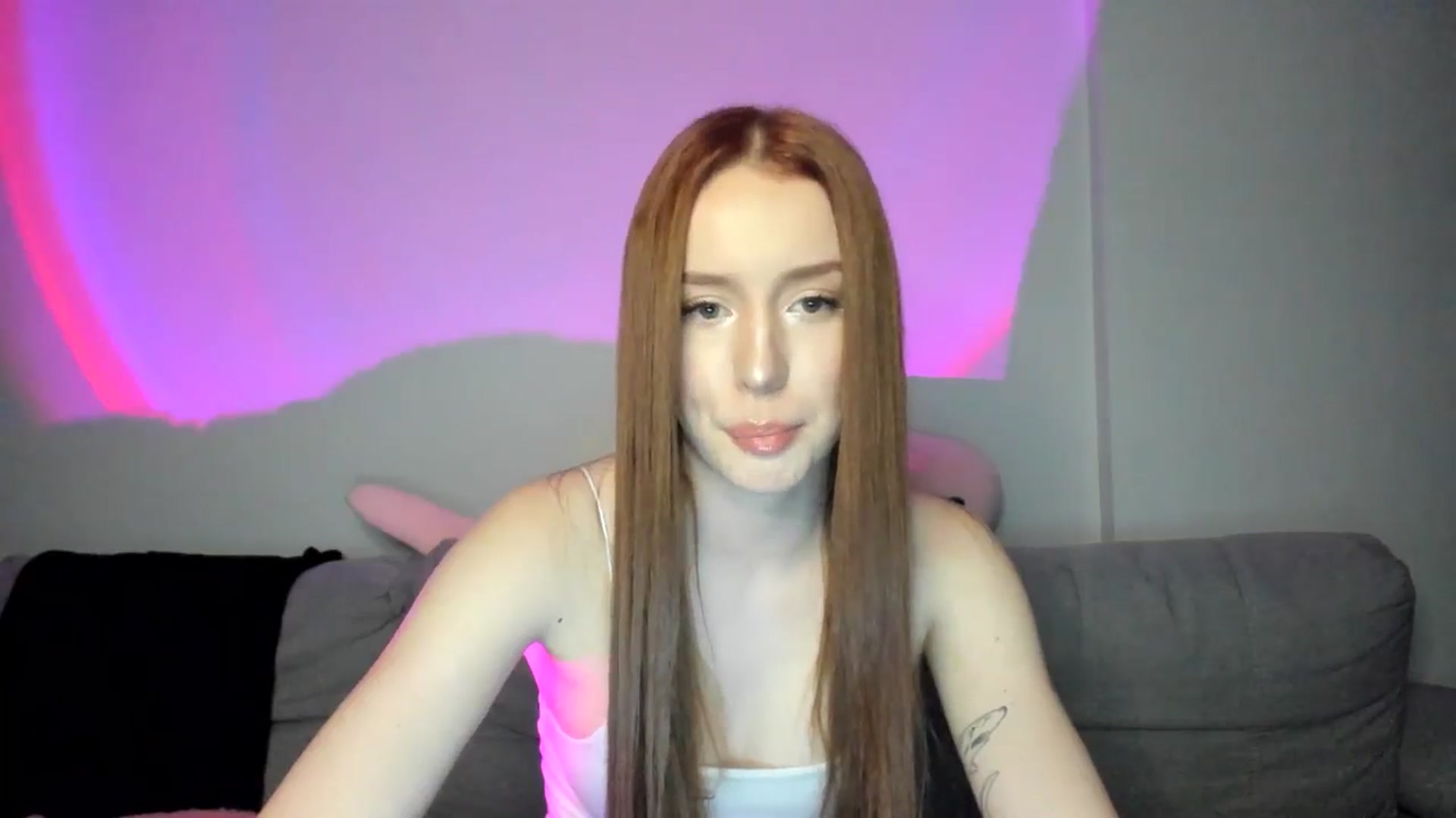 Gallery image thumbnail from IsabellRrose's myfreecams stream on, 02/23/2025, 17:37 image 12 of 20