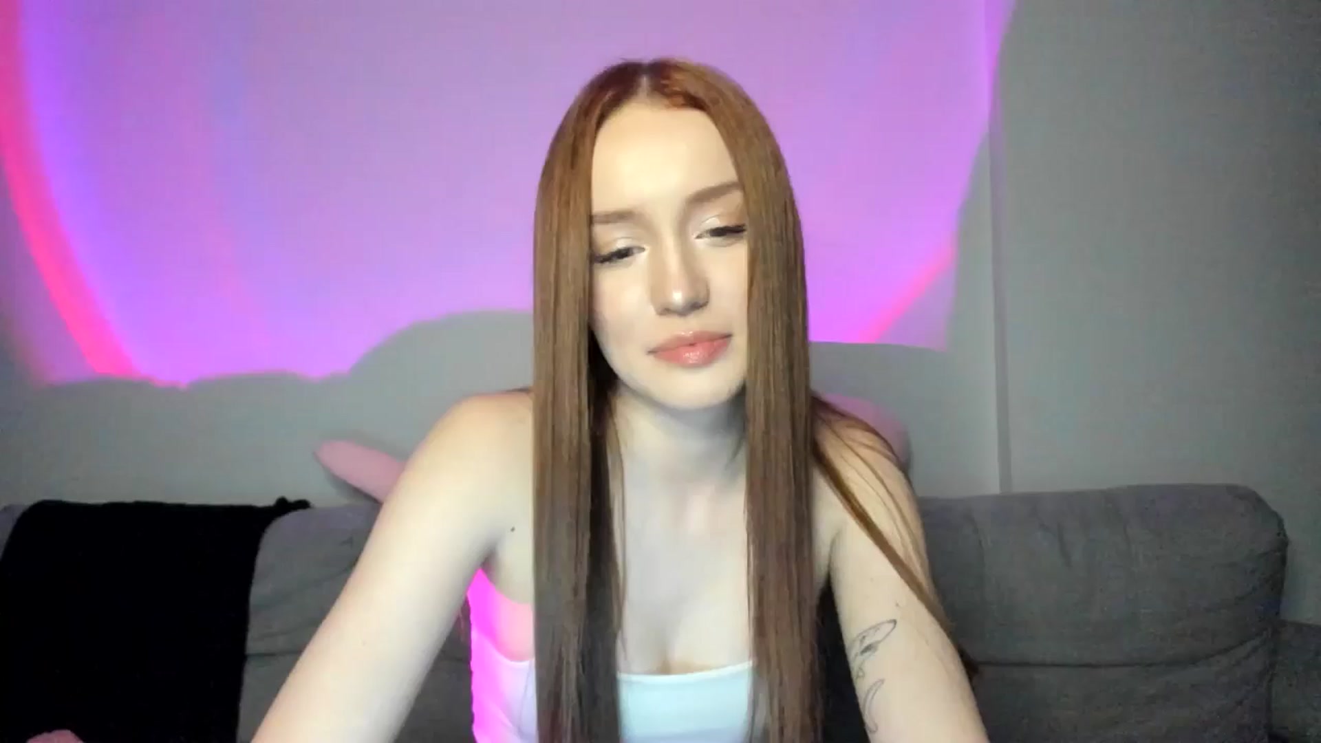 Gallery image thumbnail from IsabellRrose's myfreecams stream on, 02/23/2025, 17:49 image 19 of 20