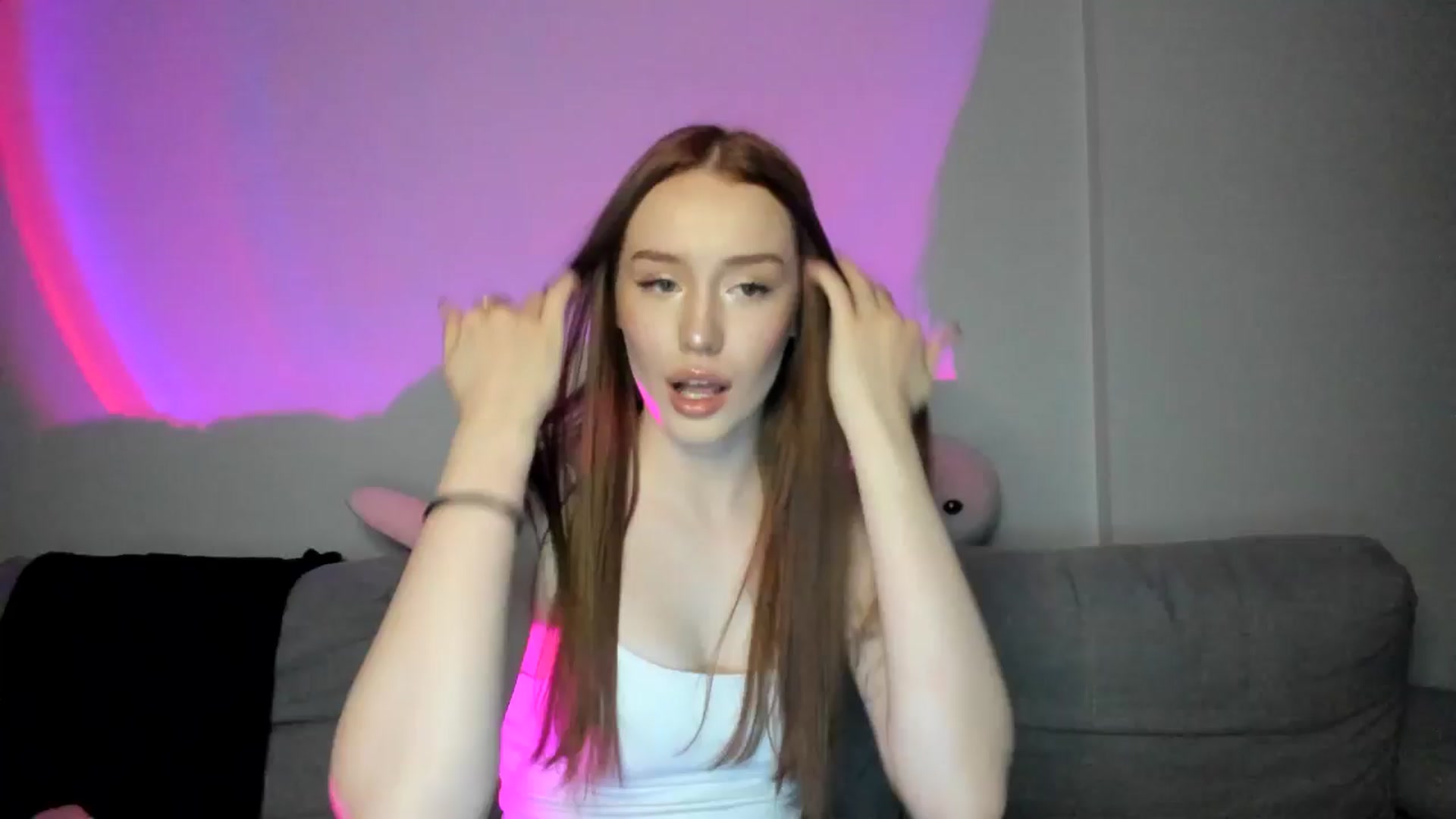 Gallery image thumbnail from IsabellRrose's myfreecams stream on, 02/23/2025, 17:49 image 5 of 20