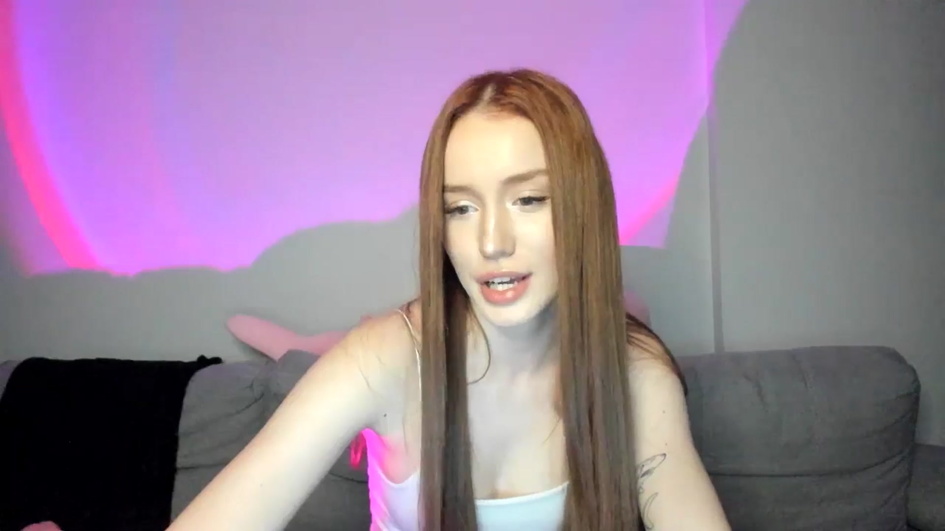 Gallery image thumbnail from IsabellRrose's myfreecams stream on, 02/23/2025, 17:49 image 3 of 20