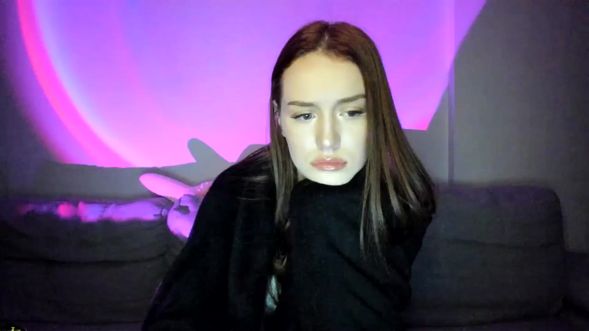 Gallery image thumbnail from IsabellRrose's myfreecams stream on, 02/24/2025, 18:02 image 18 of 20
