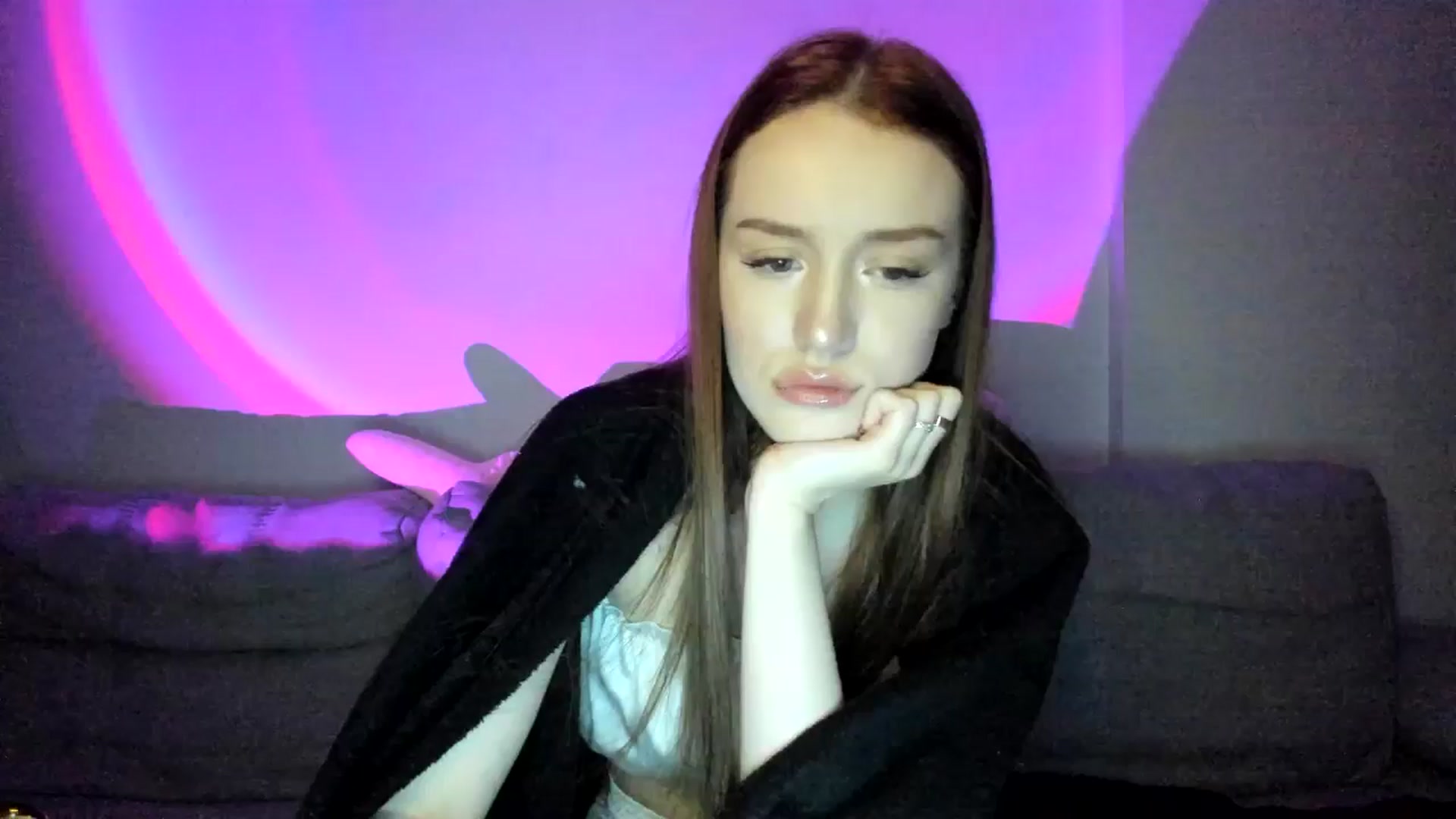Gallery image thumbnail from IsabellRrose's myfreecams stream on, 02/24/2025, 18:02 image 2 of 20
