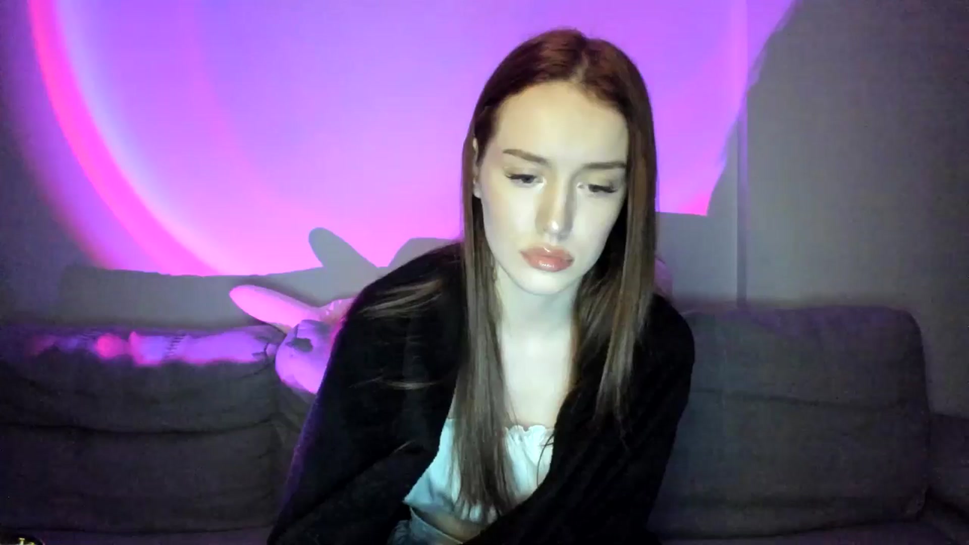 Gallery image thumbnail from IsabellRrose's myfreecams stream on, 02/24/2025, 18:11 image 2 of 20
