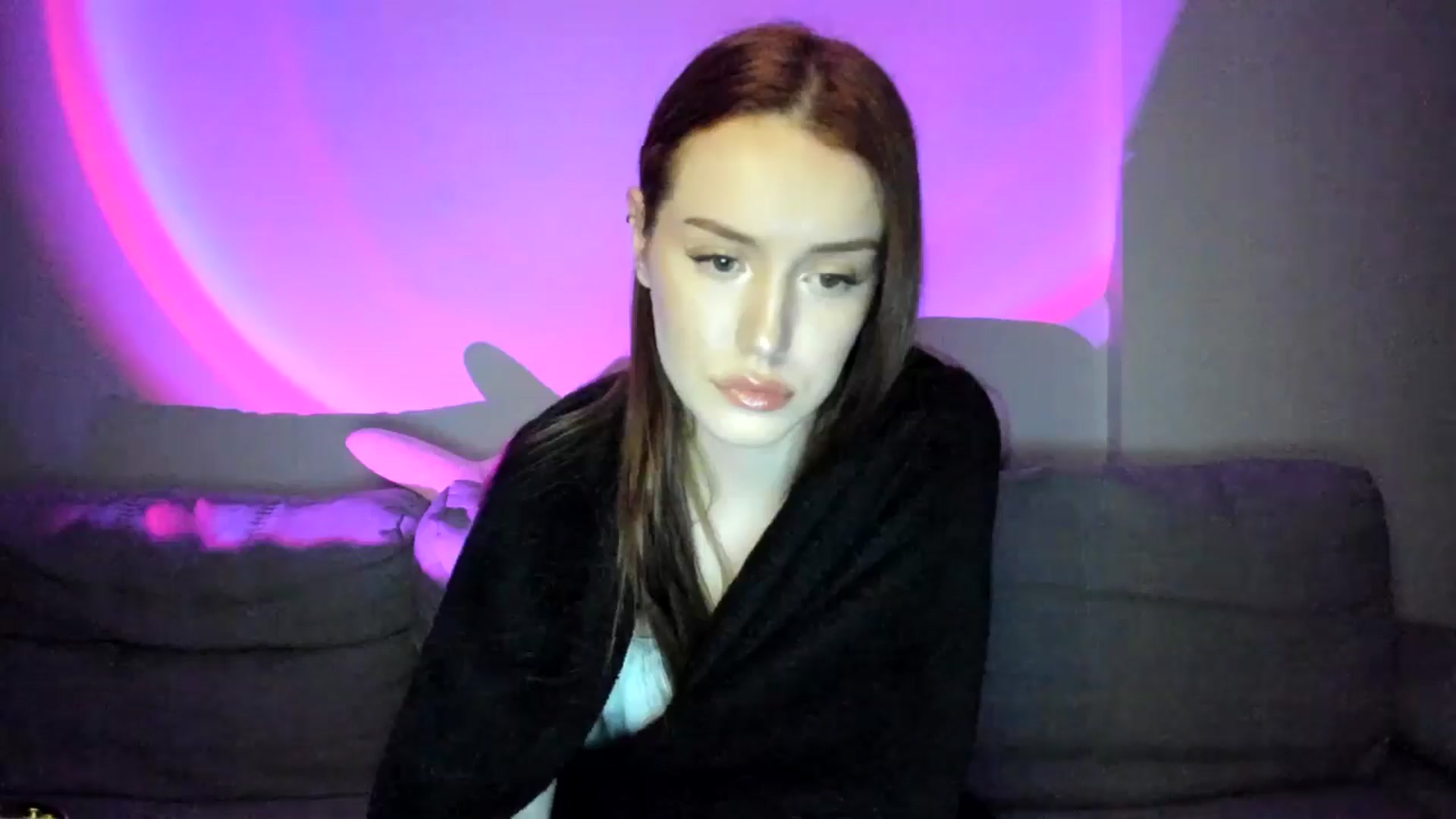 Gallery image thumbnail from IsabellRrose's myfreecams stream on, 02/24/2025, 18:11 image 14 of 20