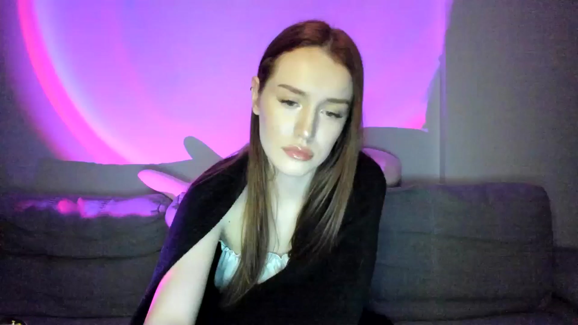 Gallery image thumbnail from IsabellRrose's myfreecams stream on, 02/24/2025, 18:25 image 4 of 20
