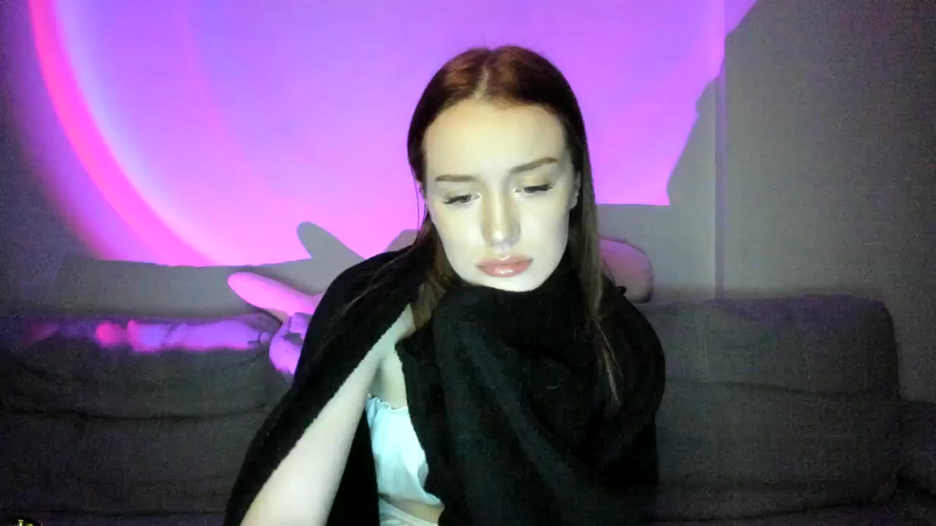Gallery image thumbnail from IsabellRrose's myfreecams stream on, 02/24/2025, 19:06 image 4 of 20