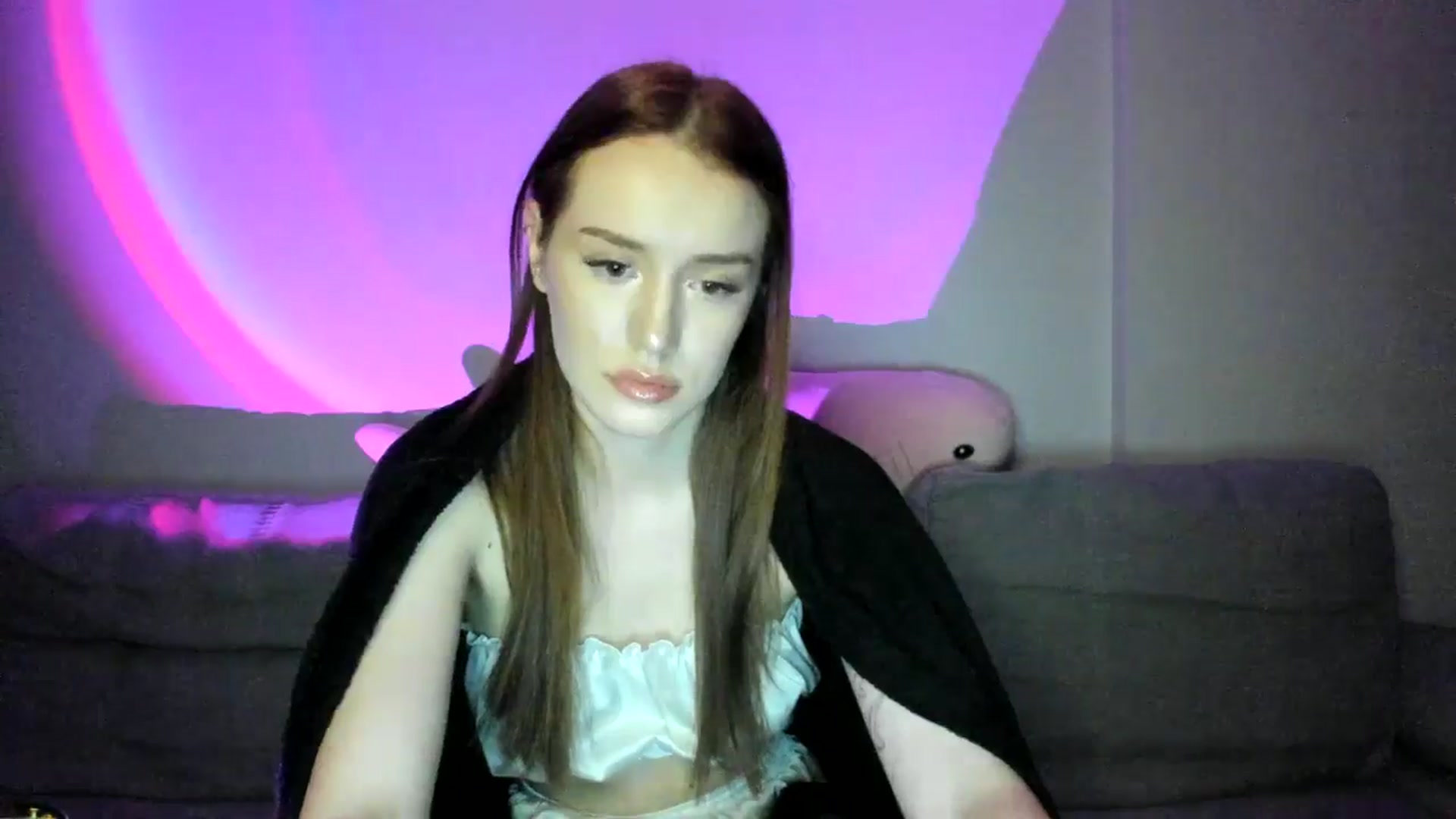 Gallery image thumbnail from IsabellRrose's myfreecams stream on, 02/24/2025, 19:06 image 6 of 20